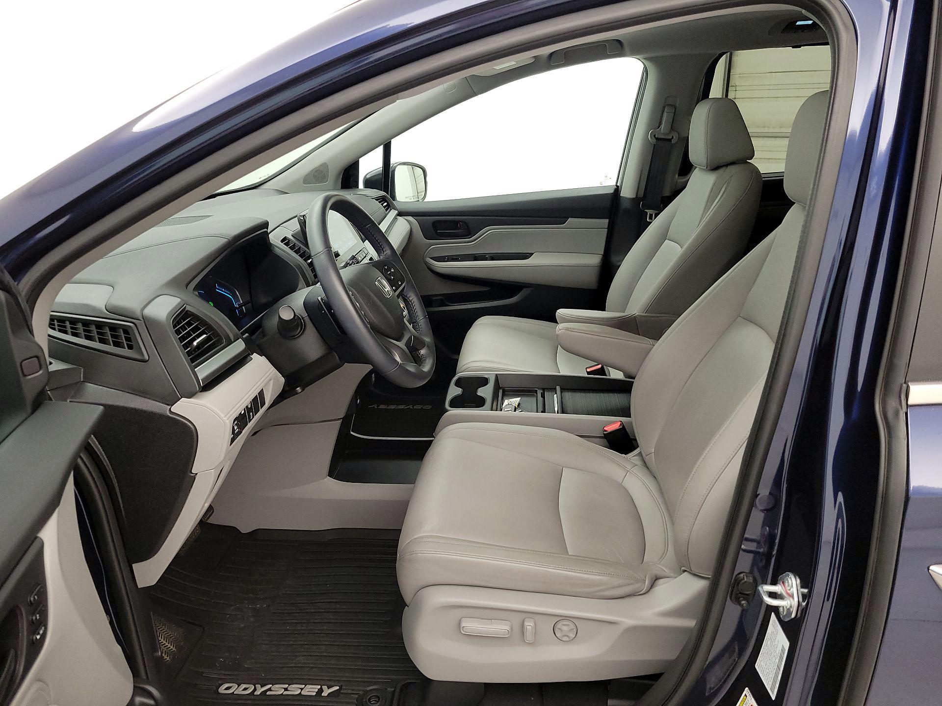 Thumbnail: 2023 Honda Odyssey - 11