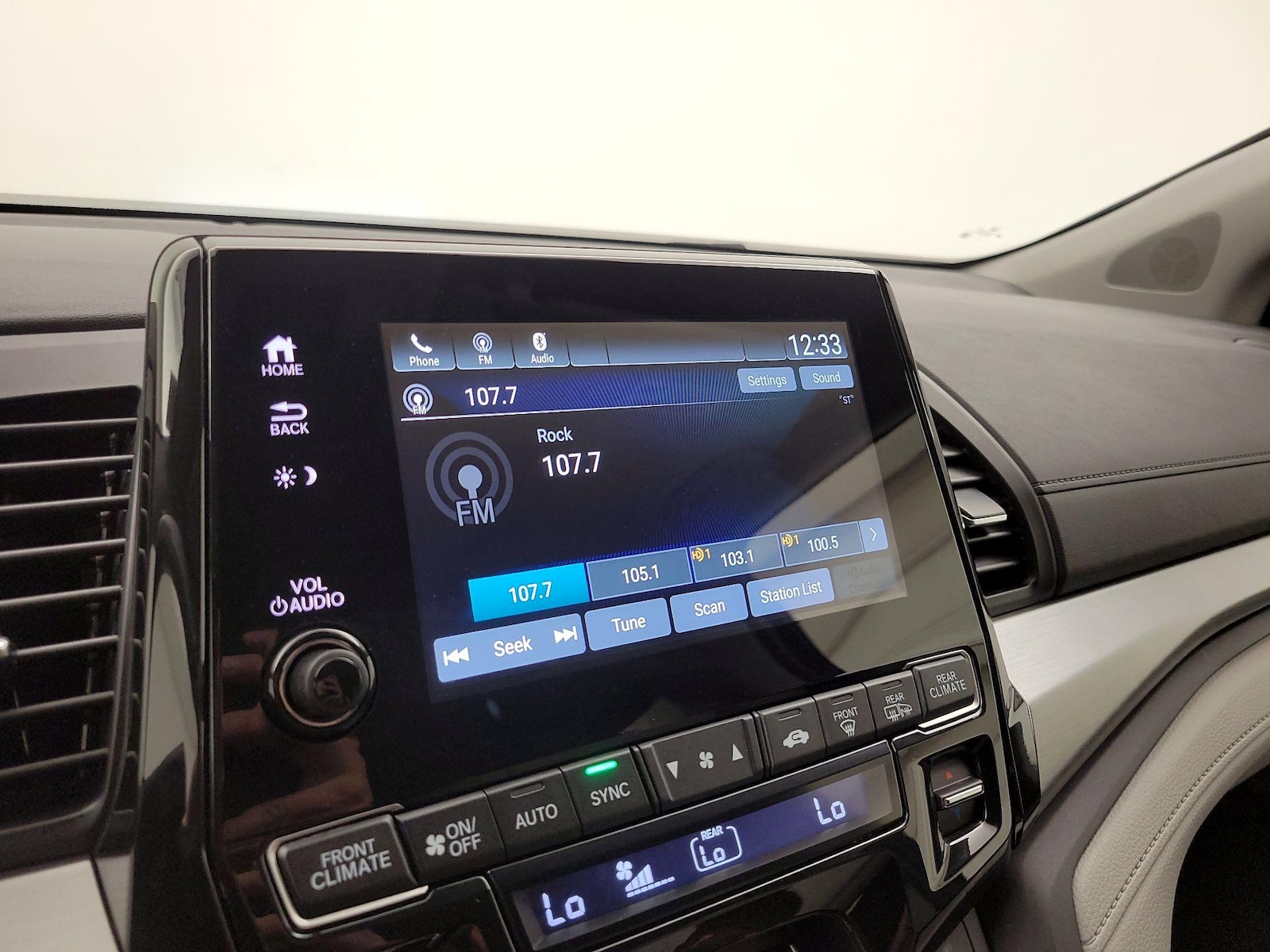 2023 Honda Odyssey EX-L - Photo 16