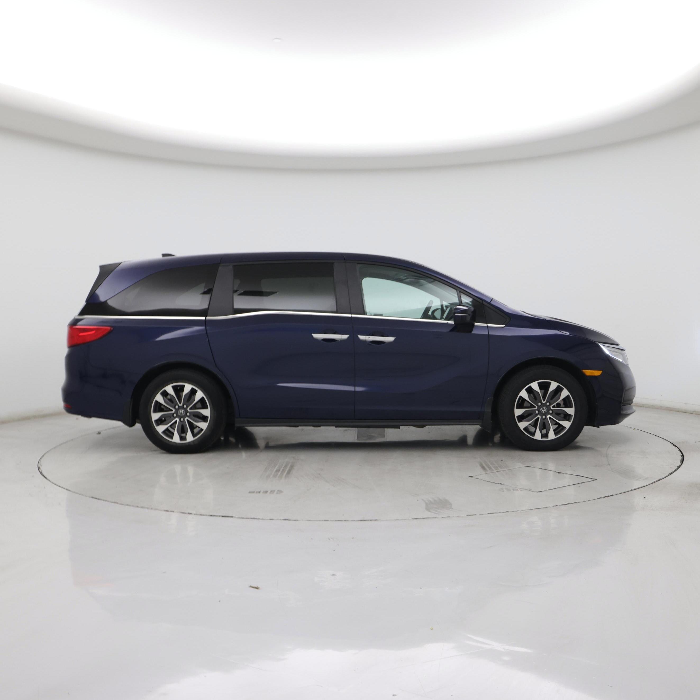 Thumbnail: 2023 Honda Odyssey - 7