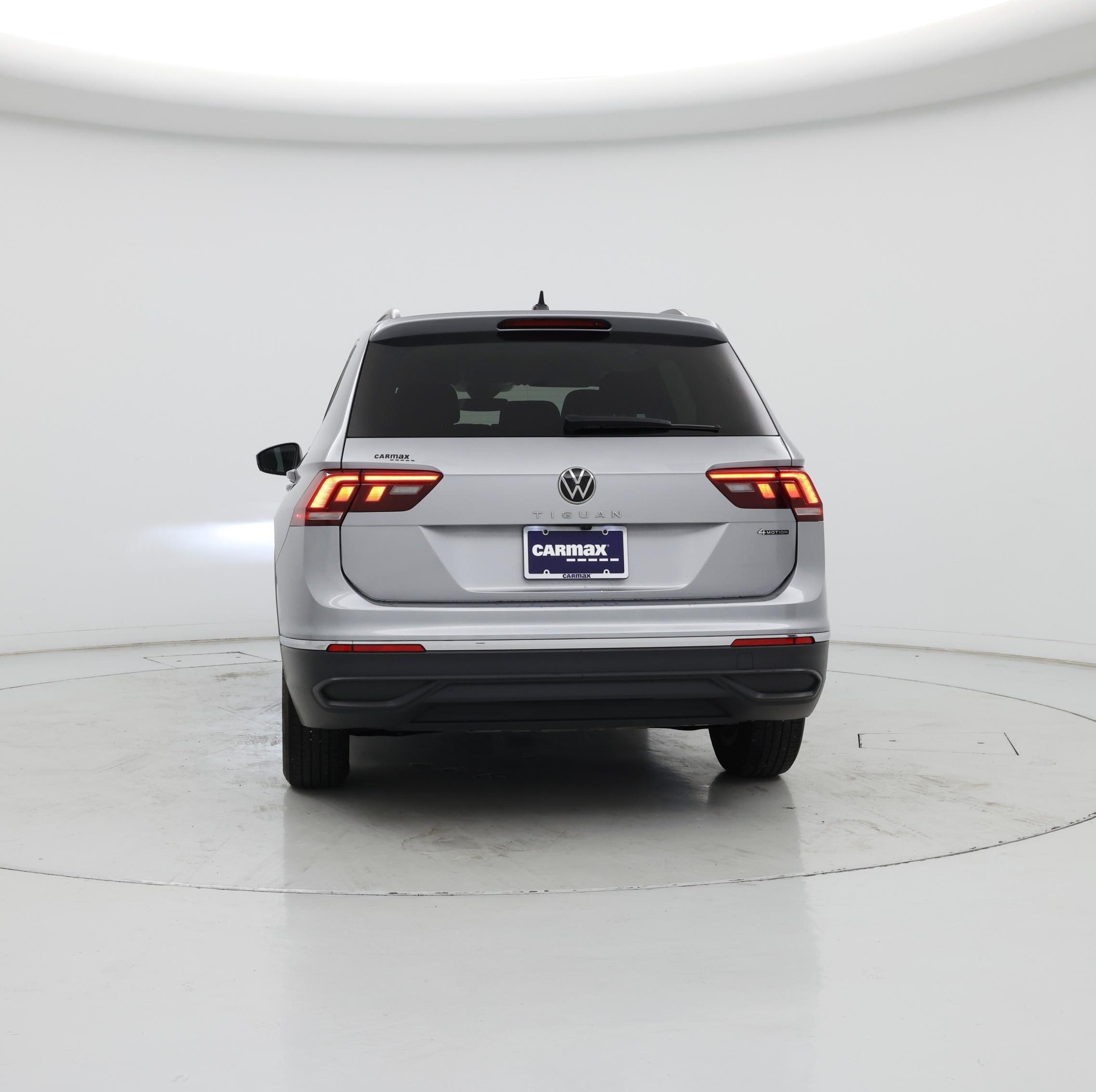 Thumbnail: 2023 Volkswagen Tiguan - 6