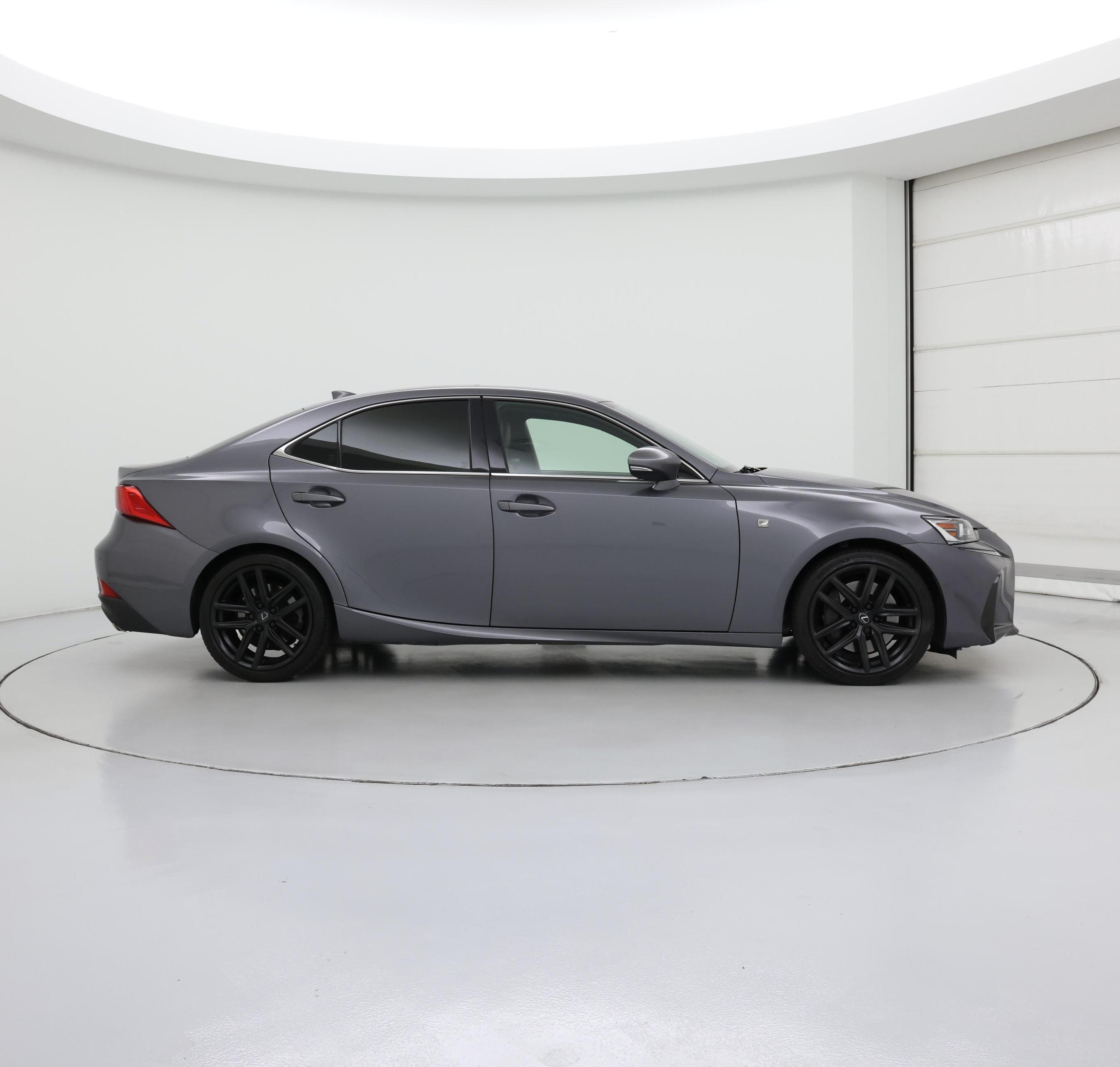 Thumbnail: 2019 Lexus IS - 7