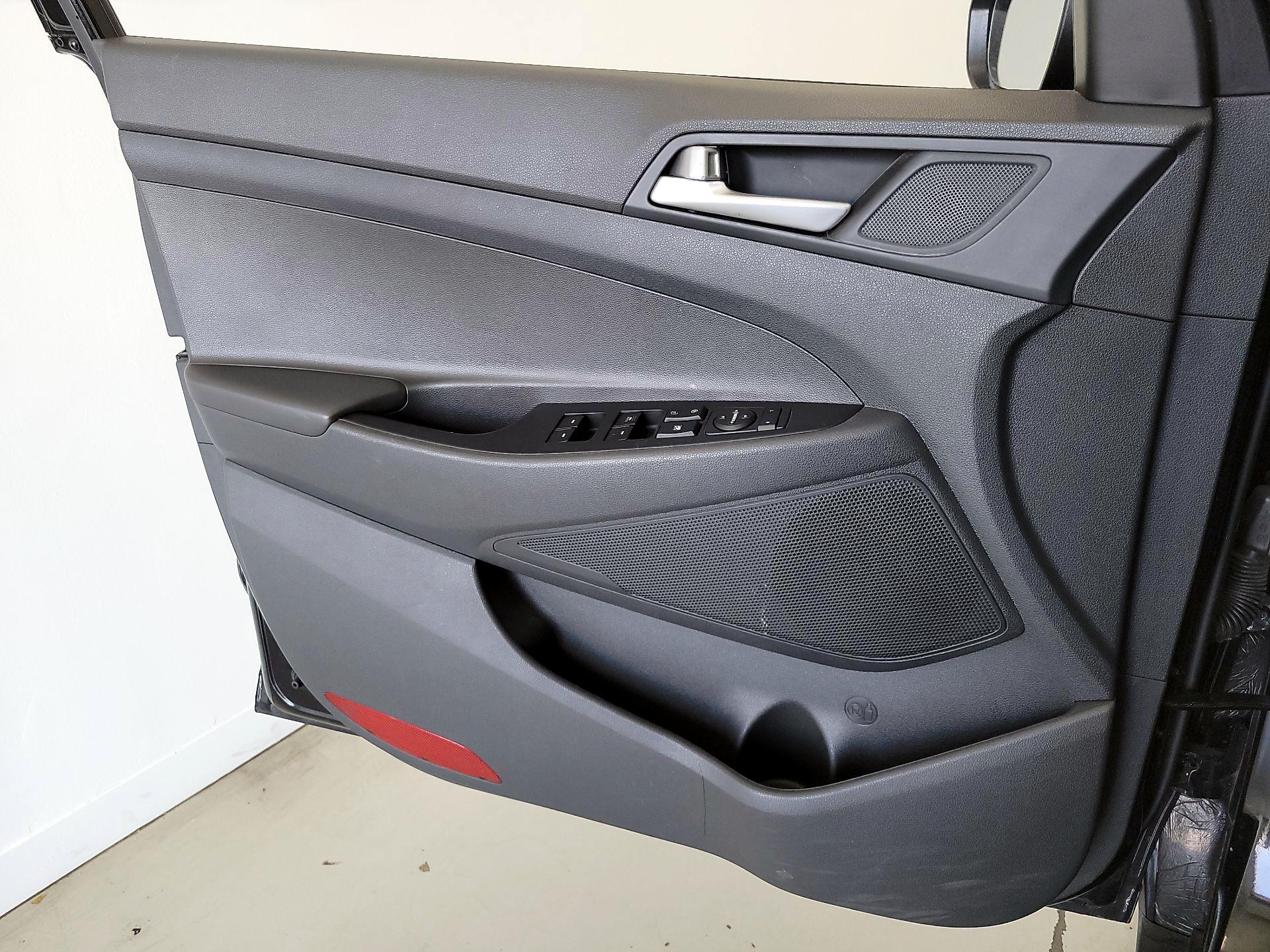 Thumbnail: 2021 Hyundai Tucson - 12