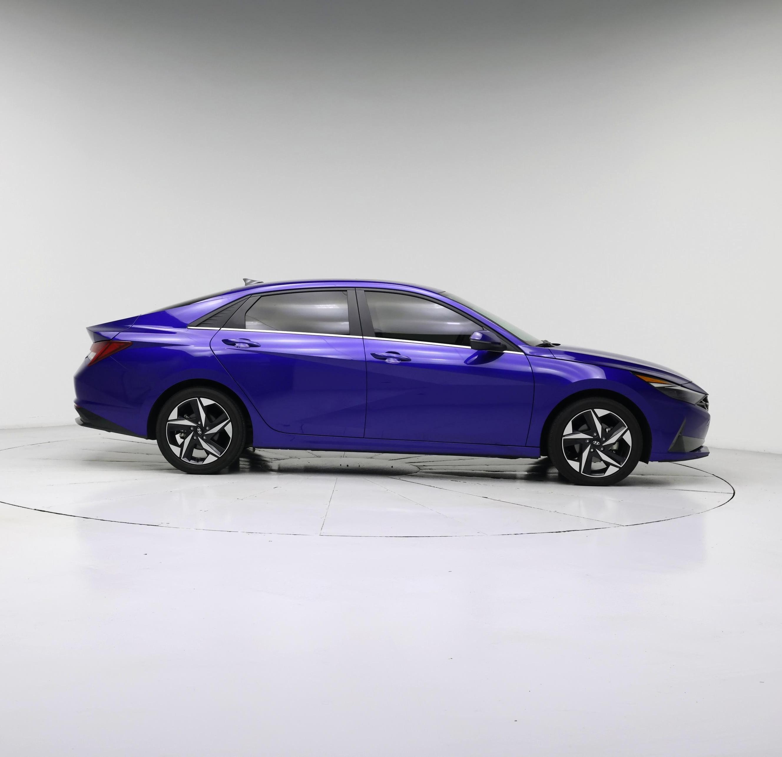 Thumbnail: 2023 Hyundai Elantra - 7