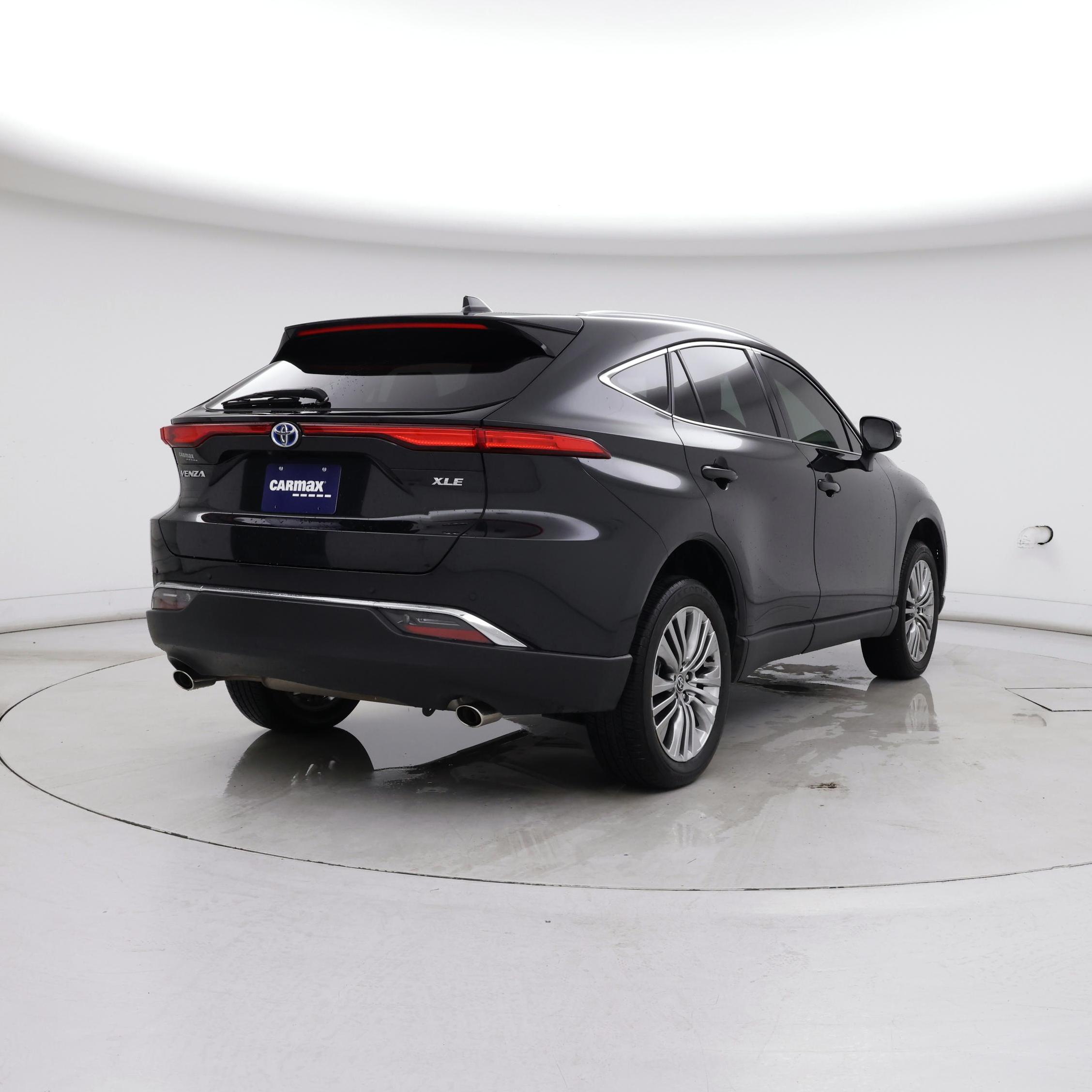 Thumbnail: 2024 Toyota Venza - 8