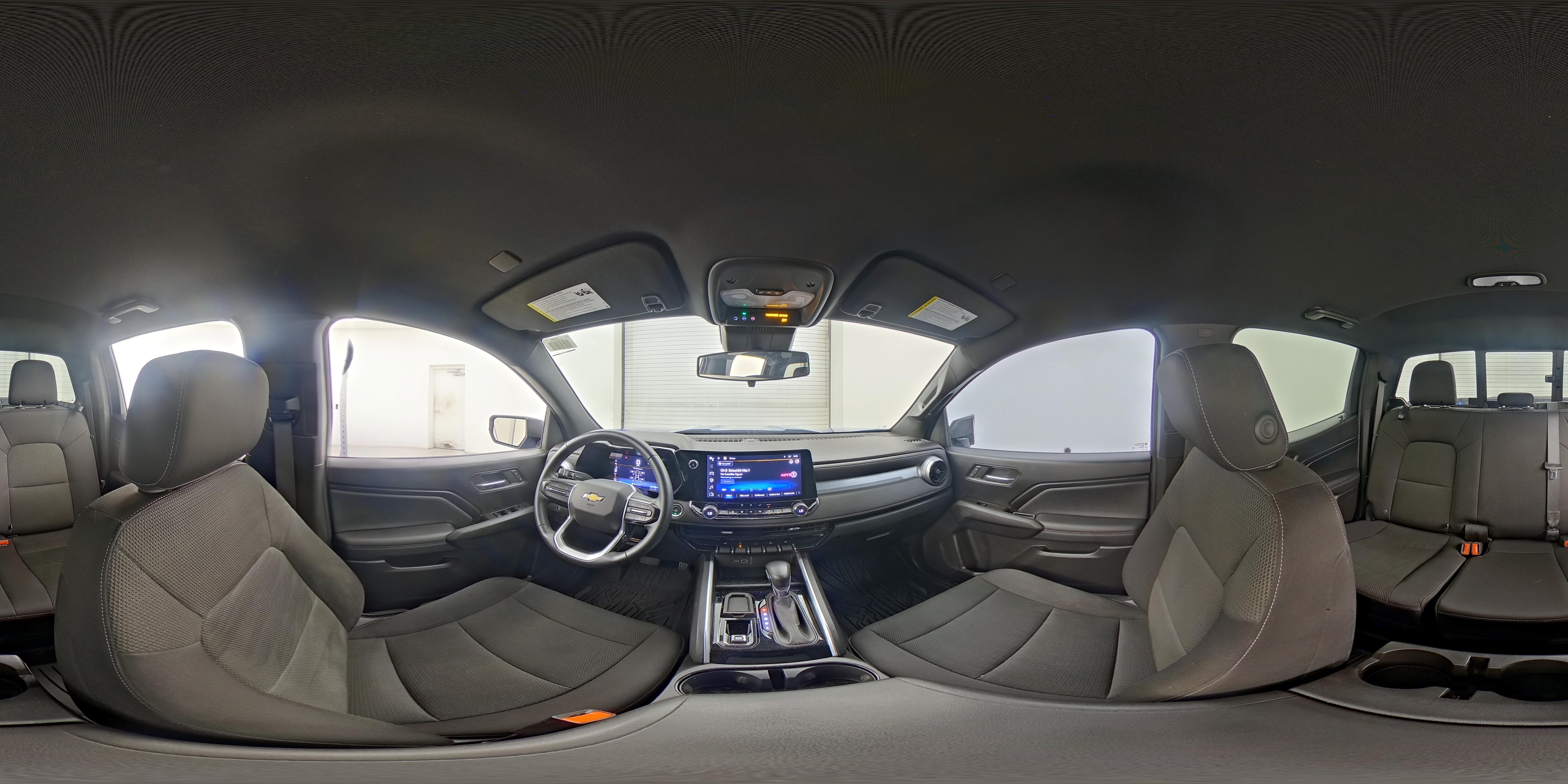2023 Chevrolet Colorado LT - Photo 24