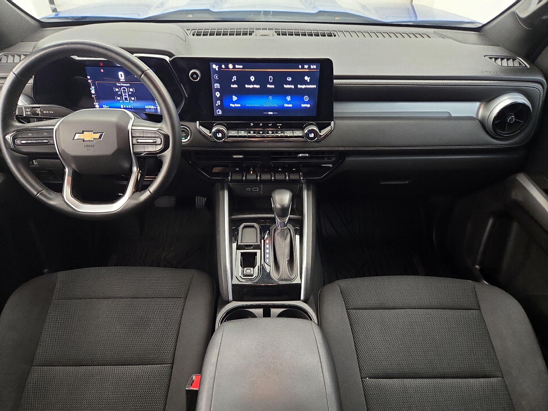 Thumbnail: 2023 Chevrolet Colorado - 9