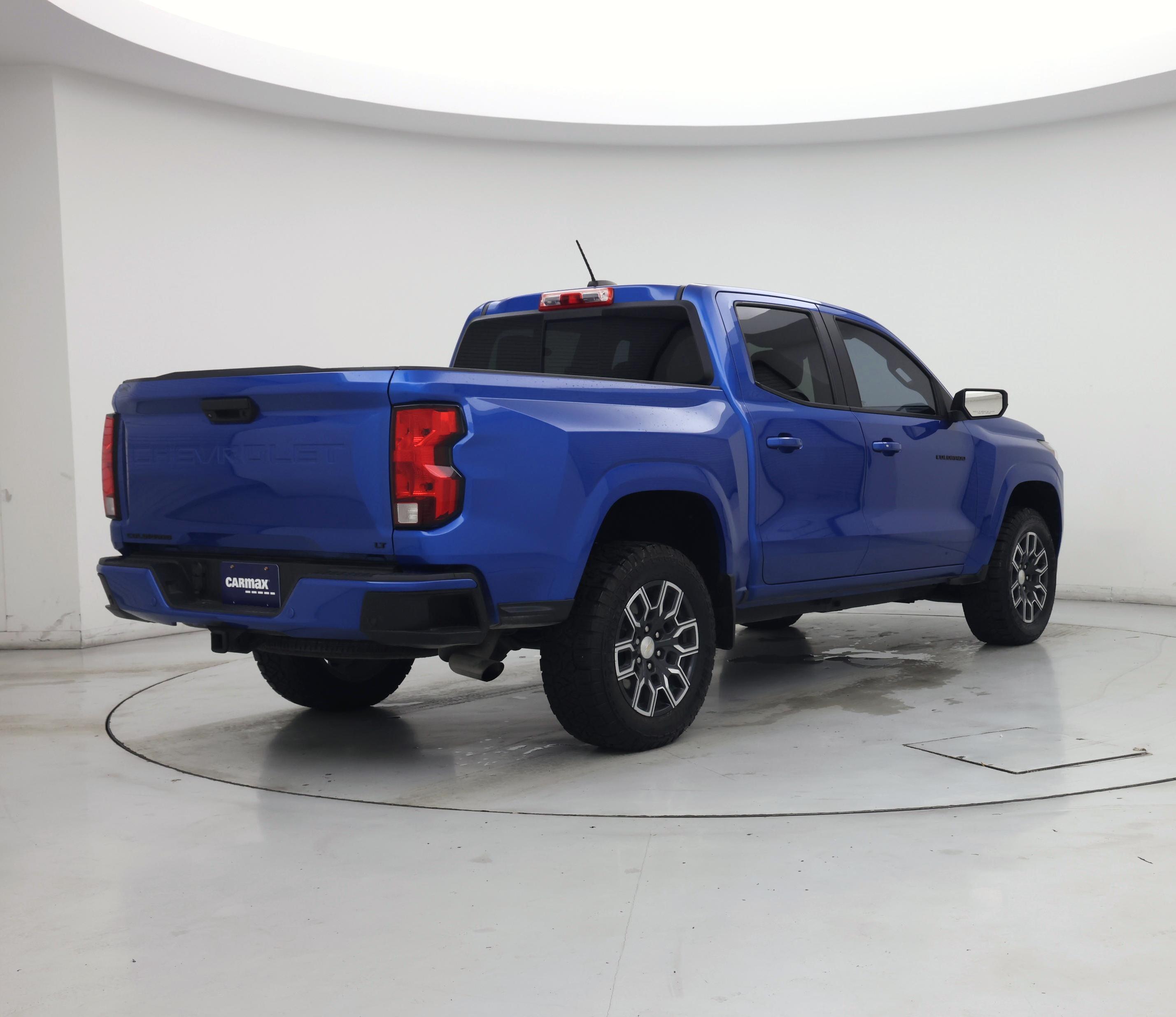 Thumbnail: 2023 Chevrolet Colorado - 8