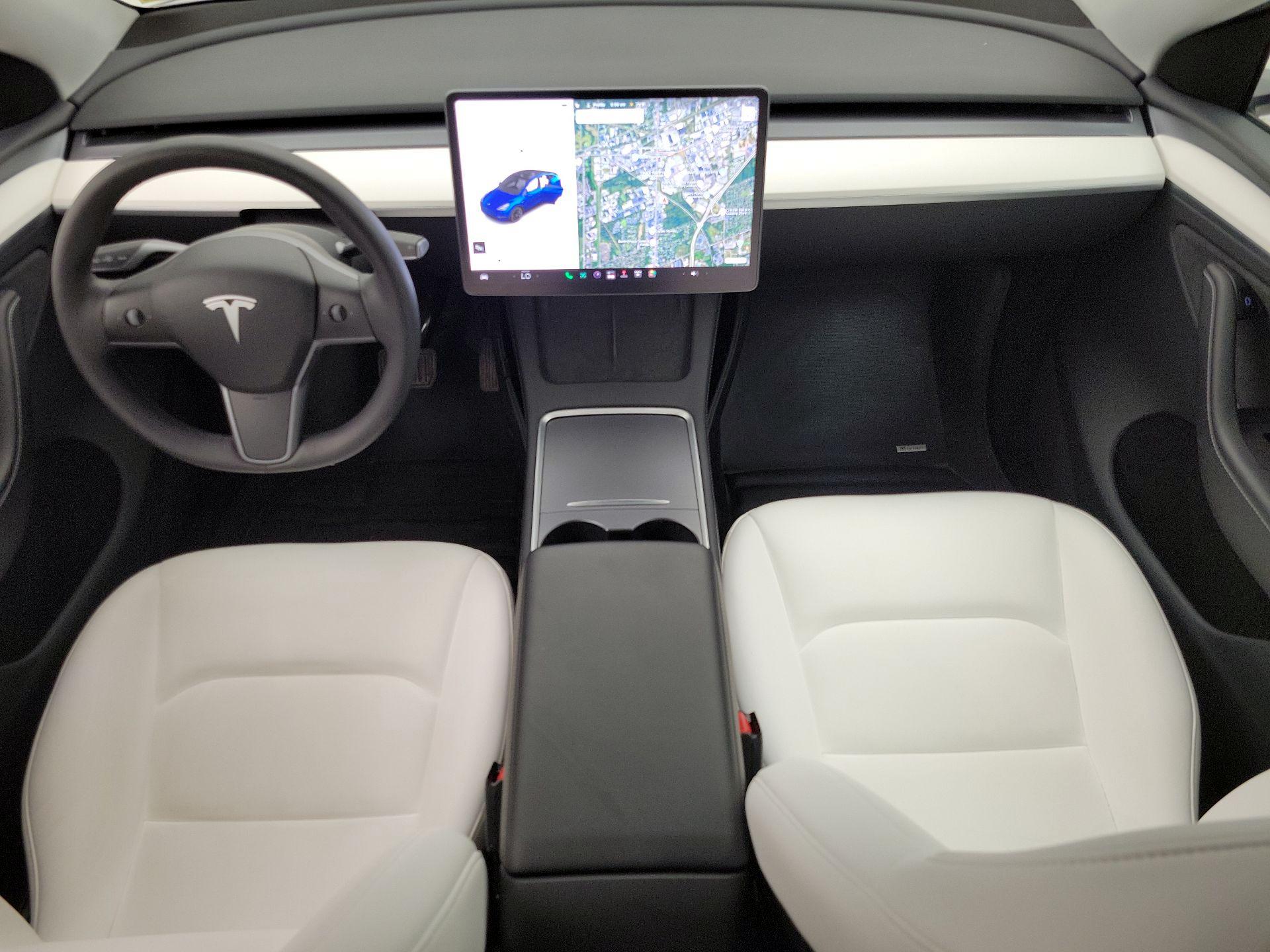 Thumbnail: 2023 Tesla Model Y - 9