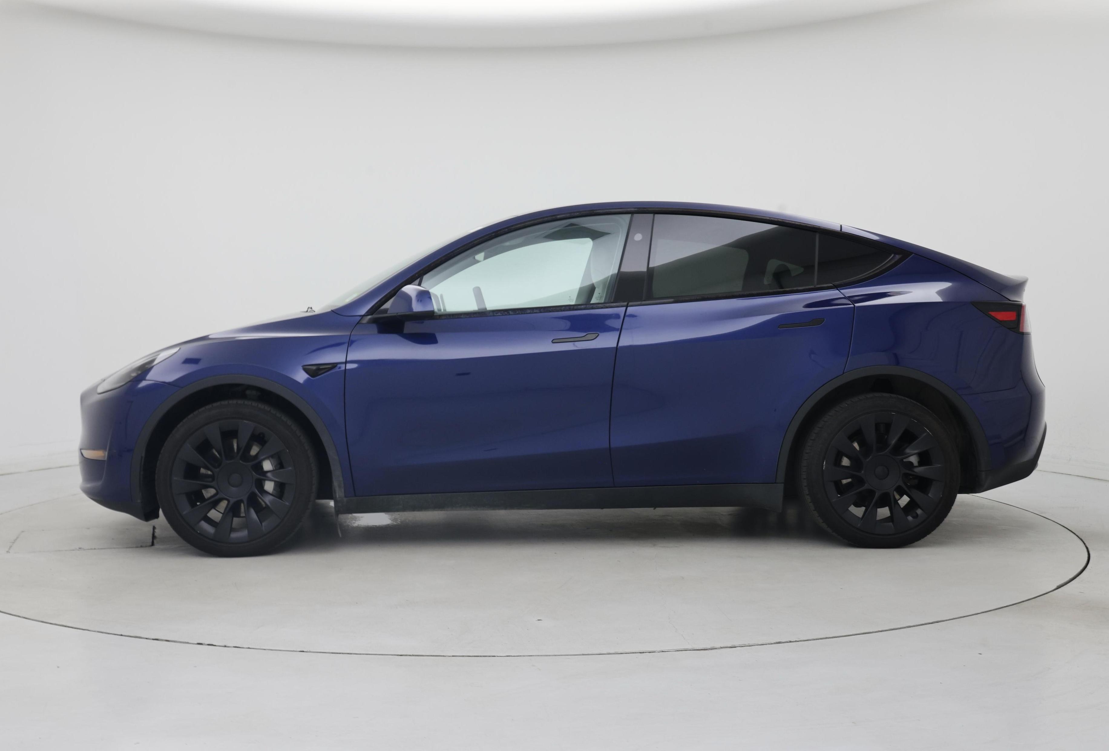 Thumbnail: 2023 Tesla Model Y - 3