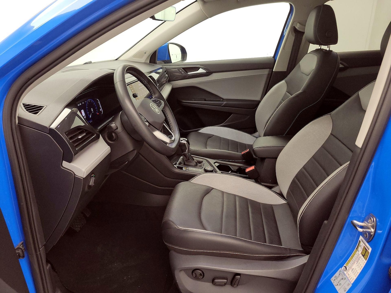 2022 Volkswagen Taos SEL - Photo 12