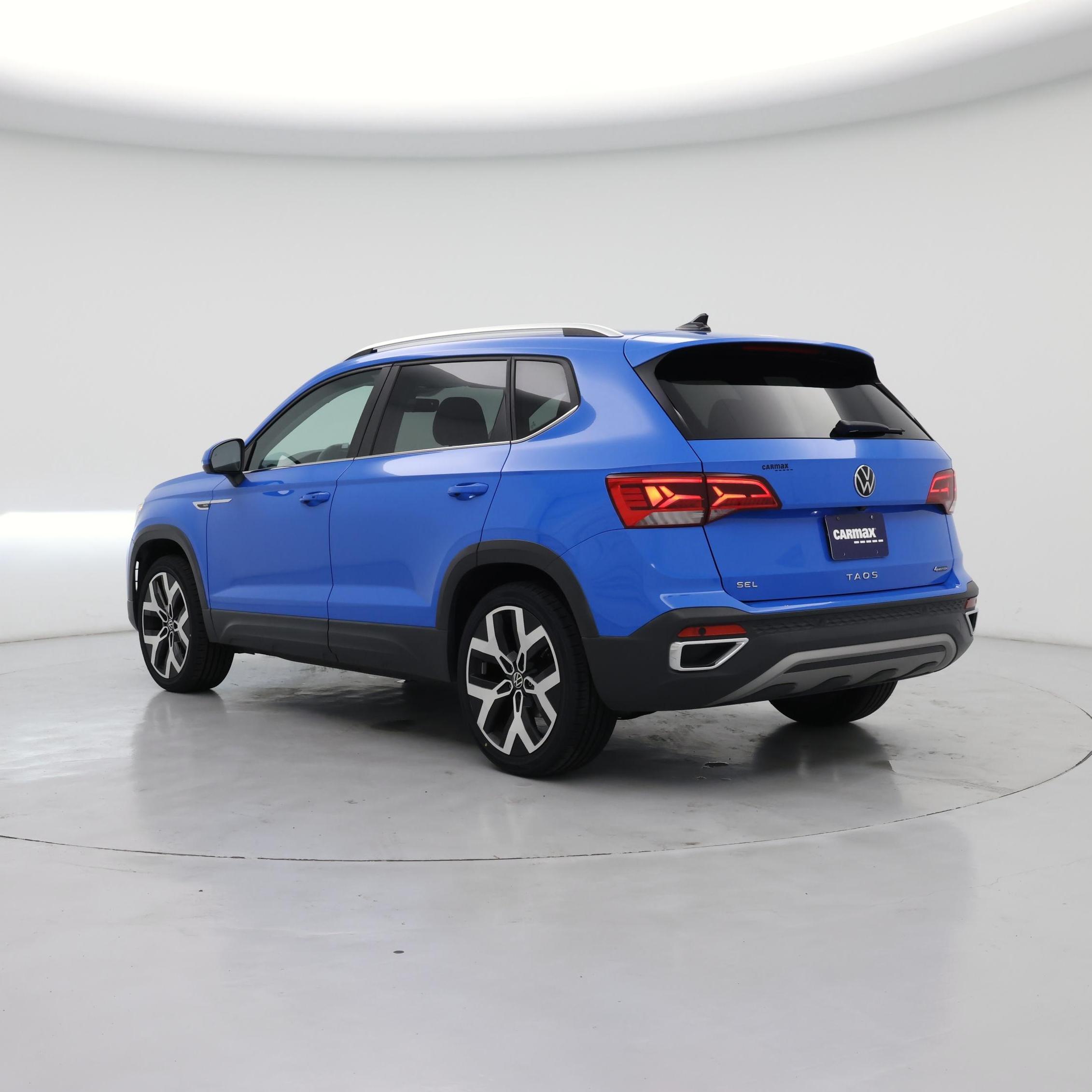 Thumbnail: 2022 Volkswagen Taos - 2