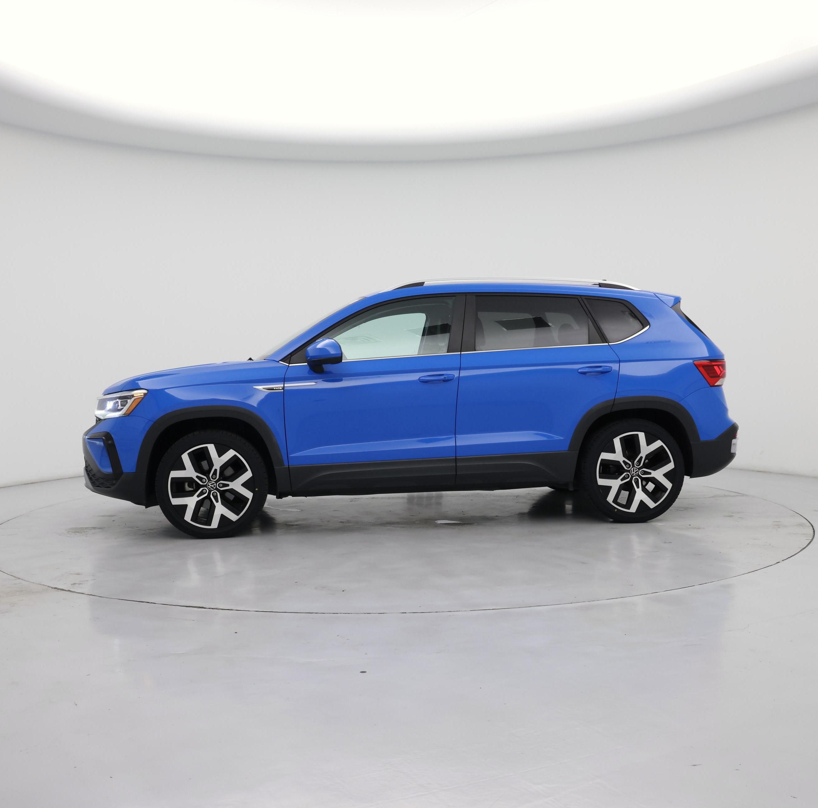 Thumbnail: 2022 Volkswagen Taos - 3