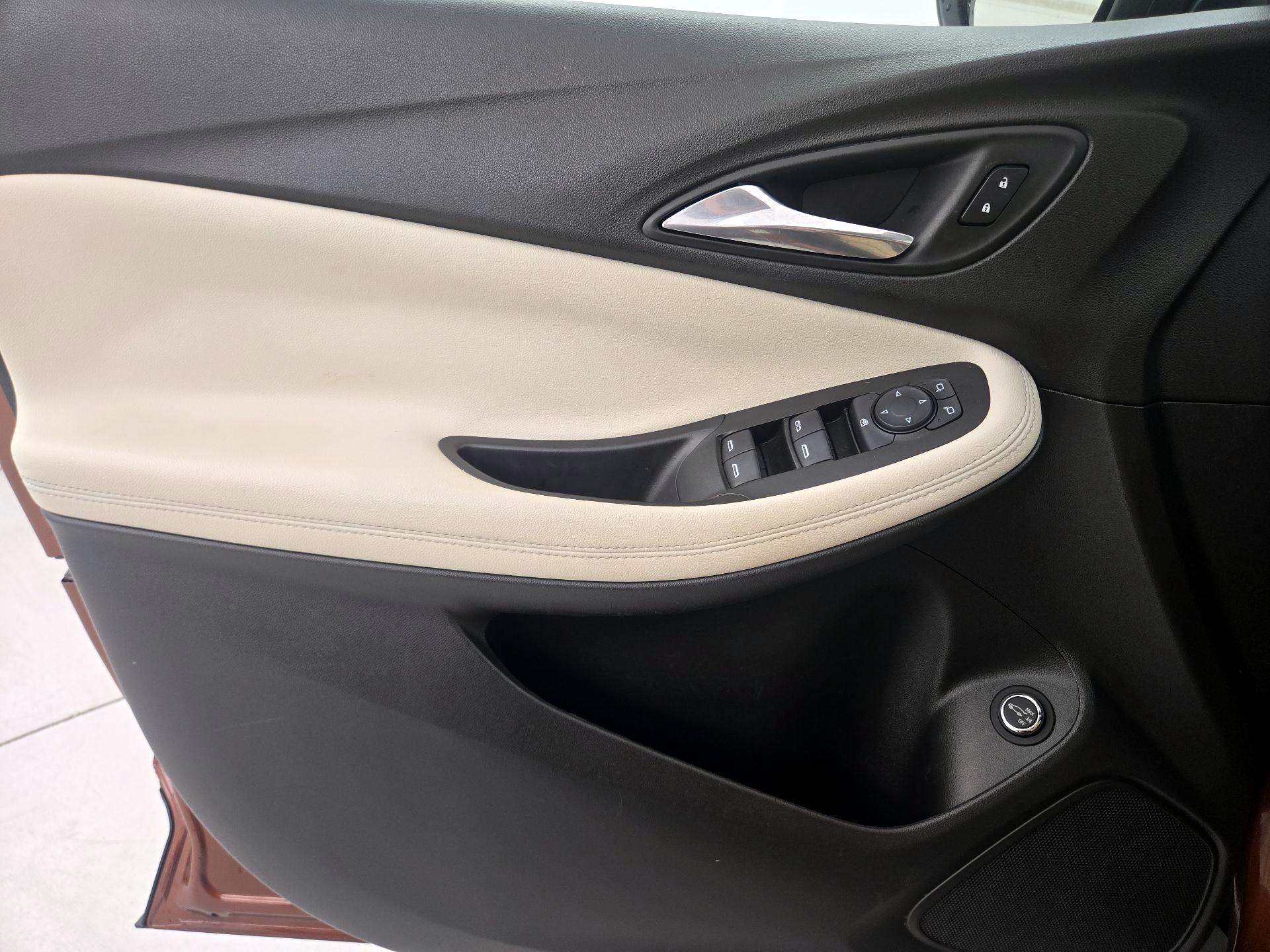 Thumbnail: 2020 Buick Encore GX - 12