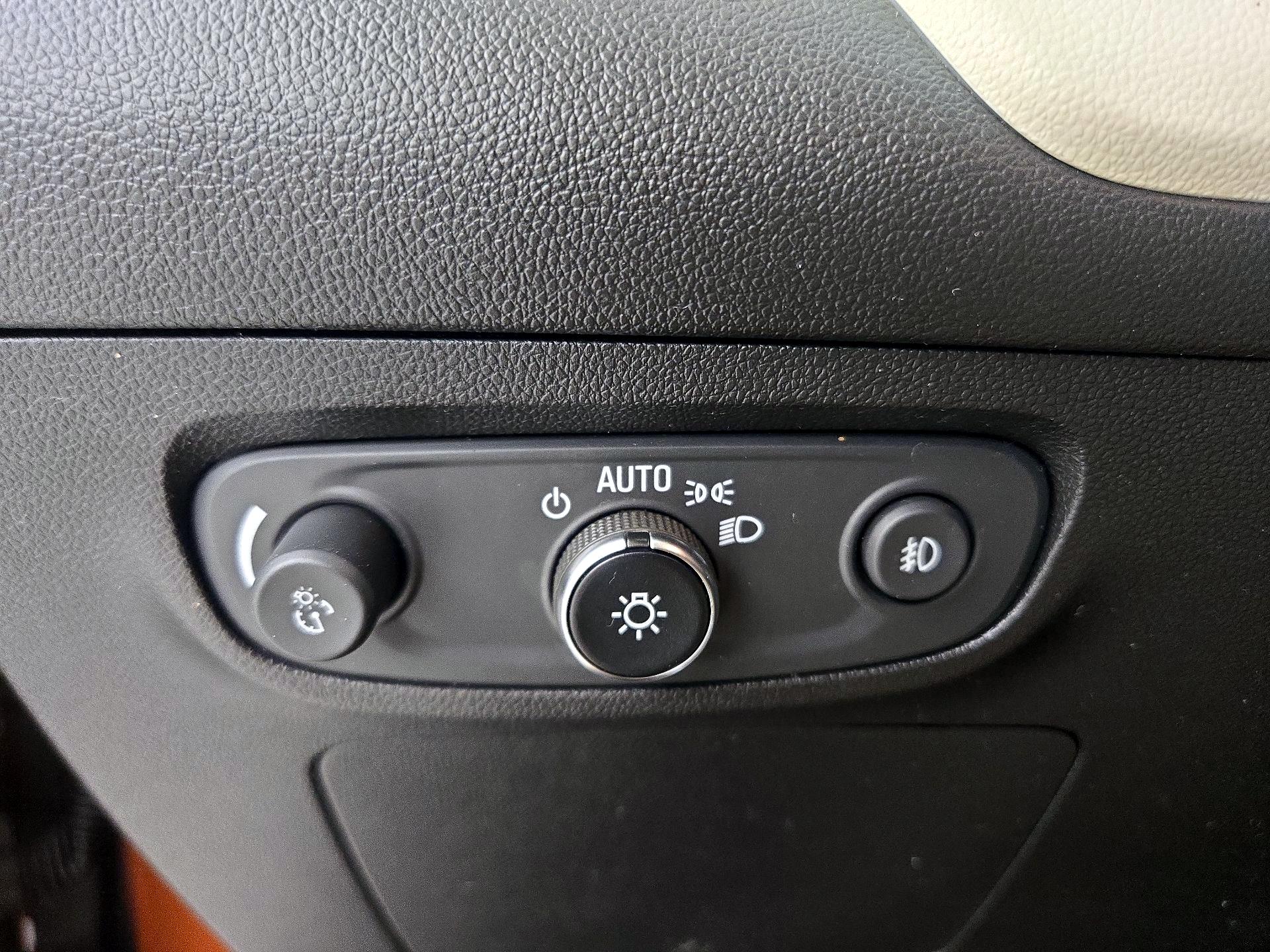 Thumbnail: 2020 Buick Encore GX - 13