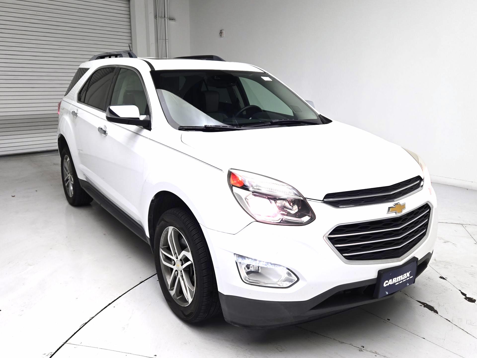 Thumbnail: 2017 Chevrolet Equinox - 1