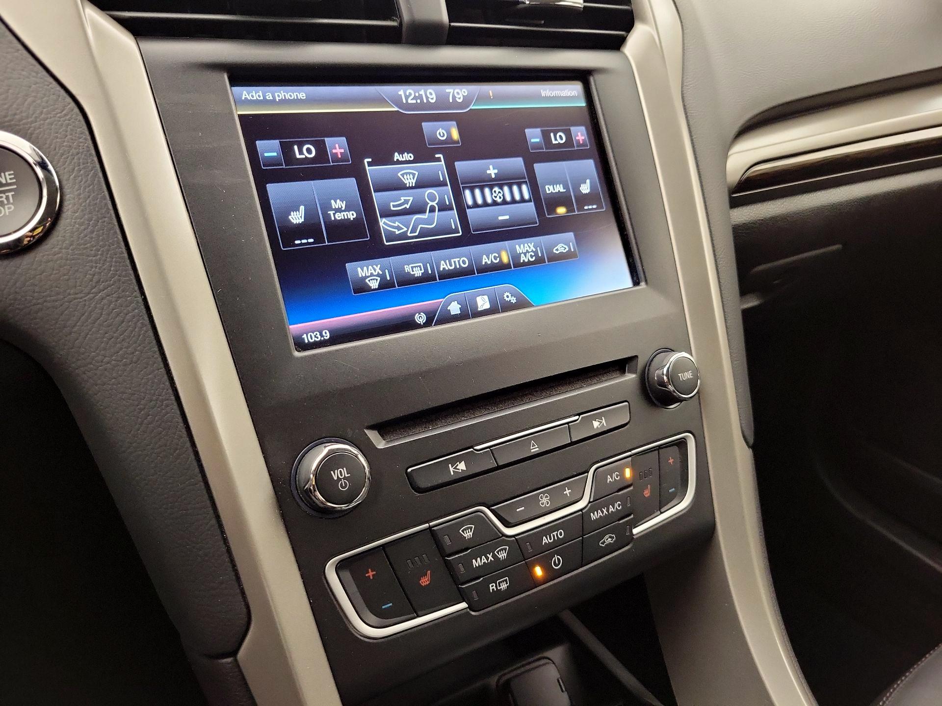 Thumbnail: 2016 Ford Fusion - 16