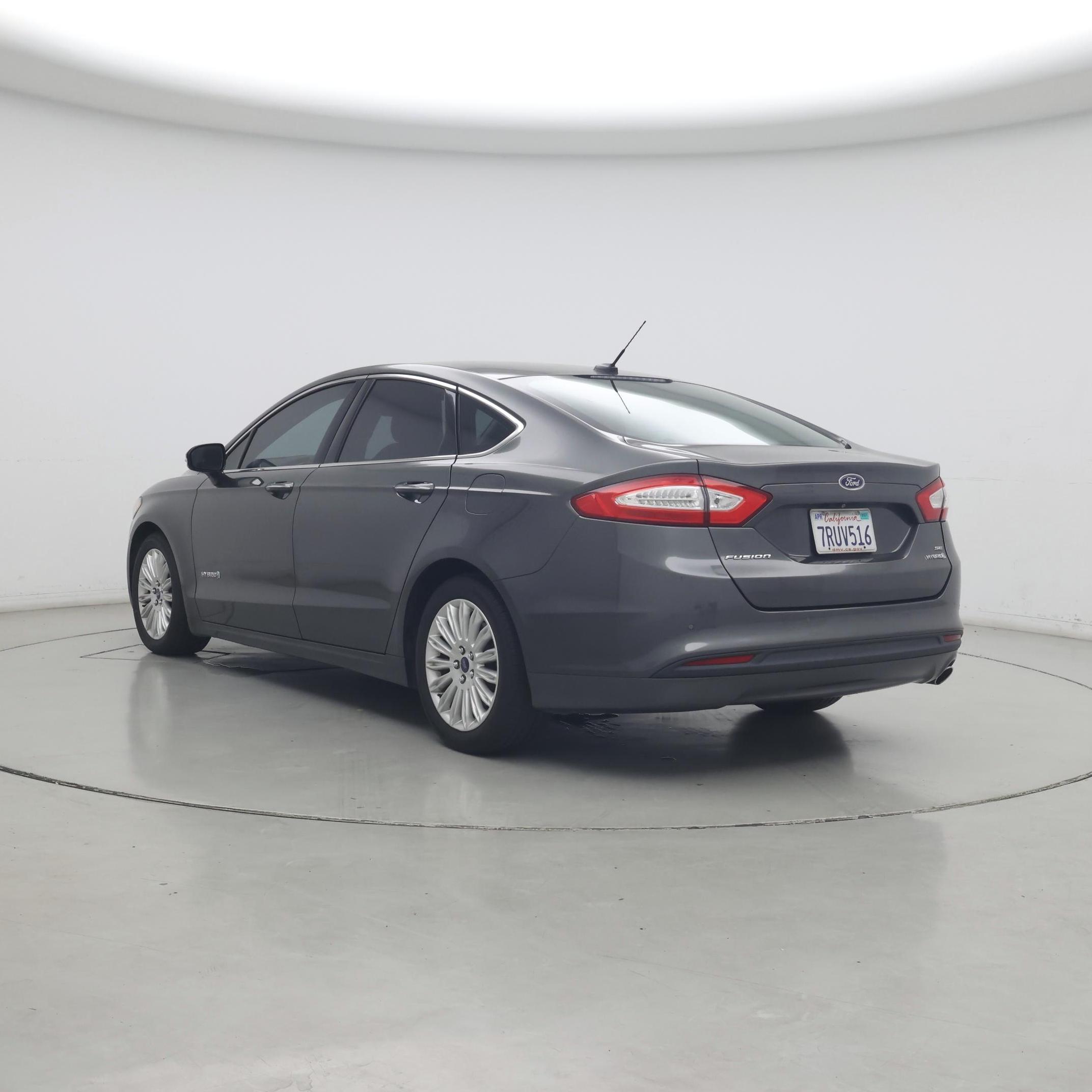 Thumbnail: 2016 Ford Fusion - 2