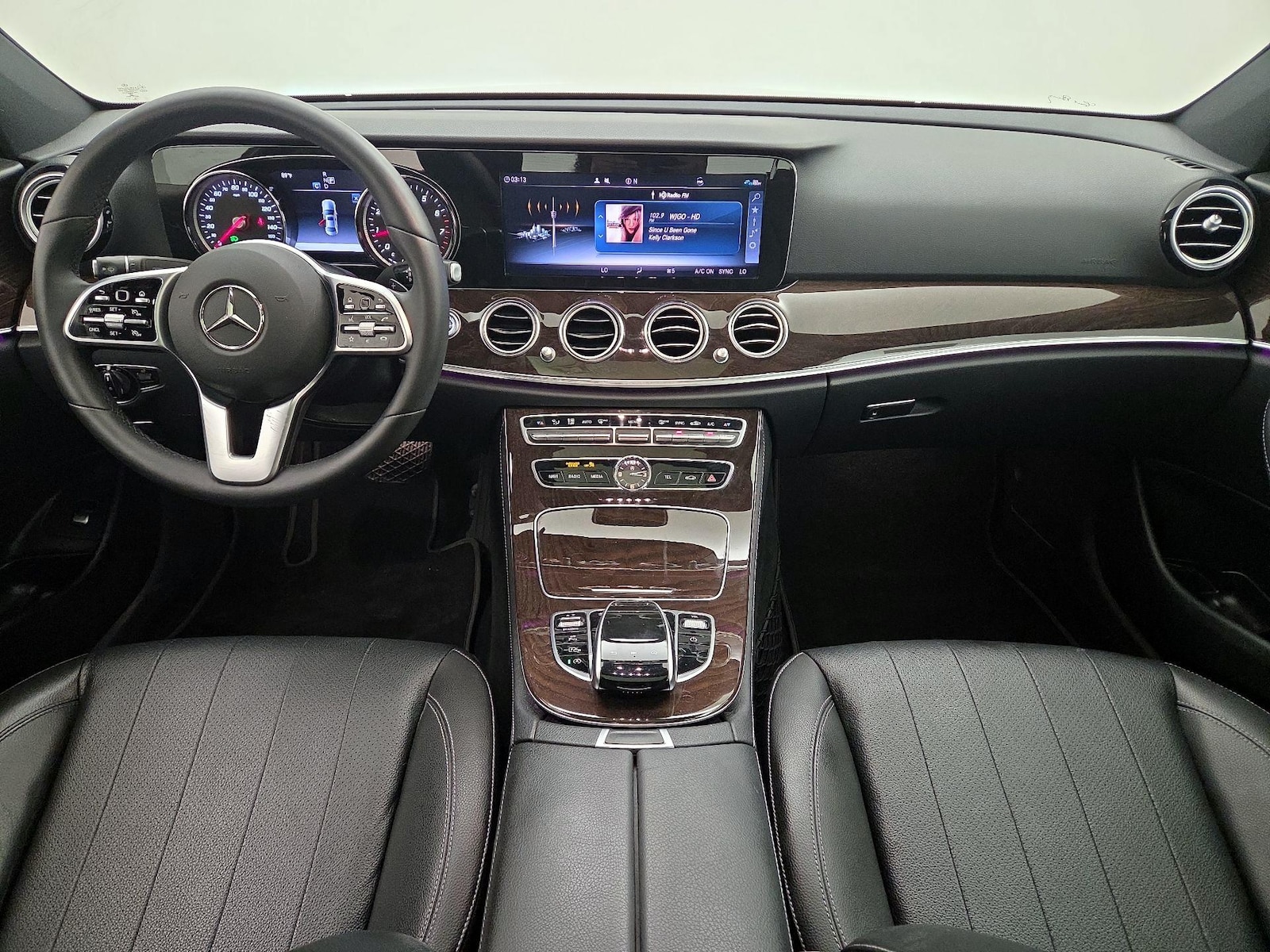 2019 Mercedes-Benz E-Class E300 - Photo 10