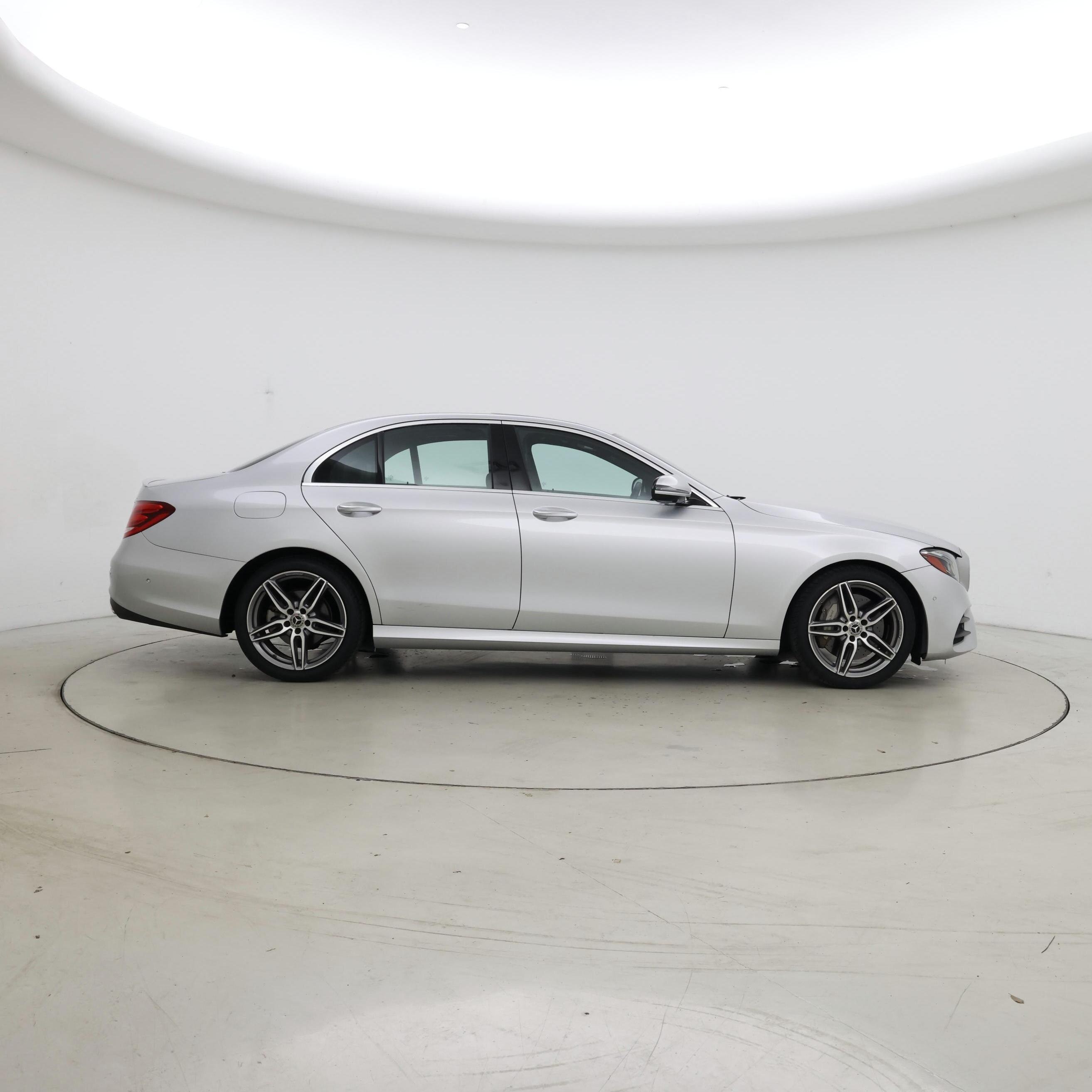 Thumbnail: 2019 Mercedes-Benz E-Class - 7
