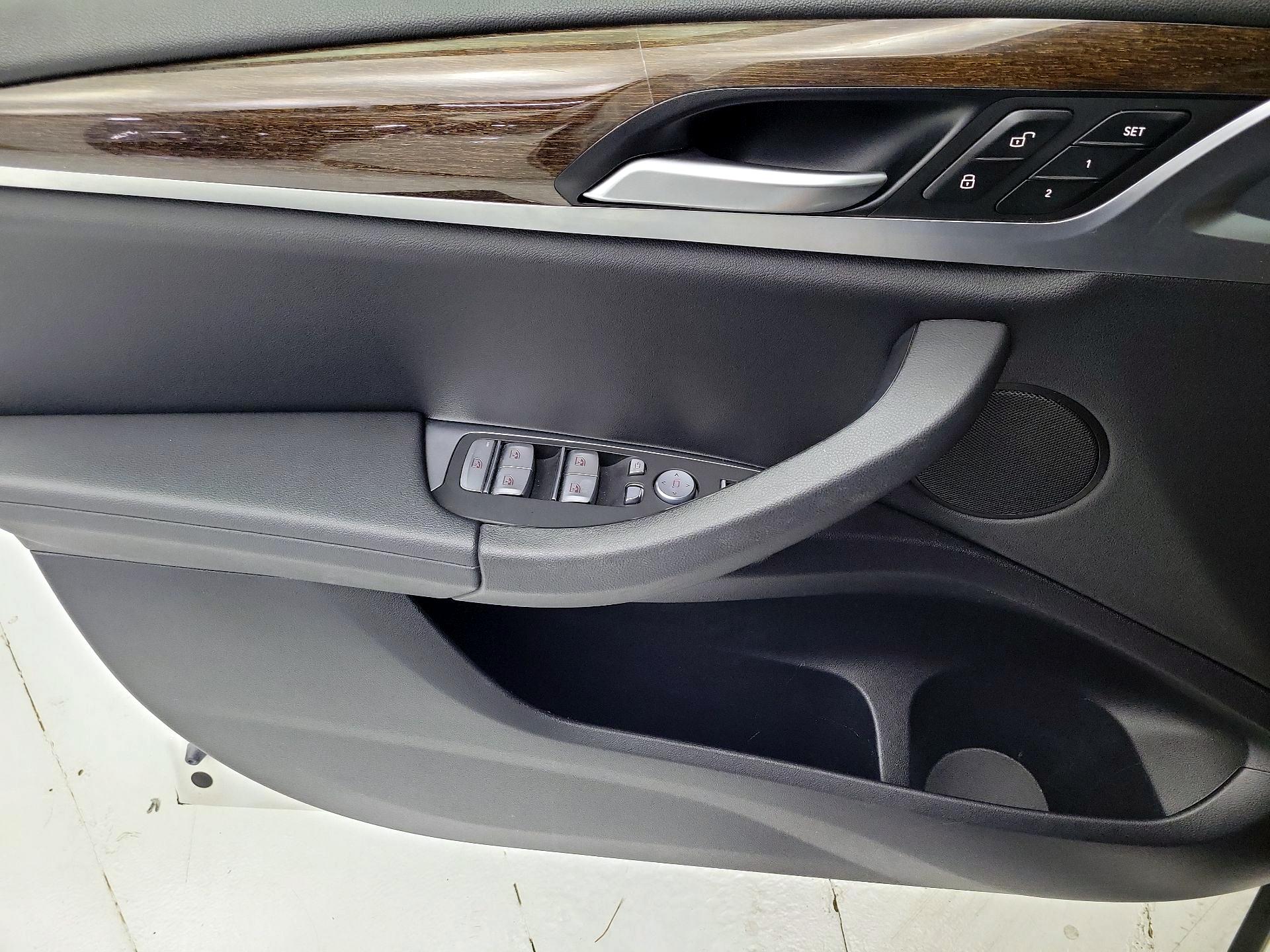 Thumbnail: 2021 BMW X3 - 12