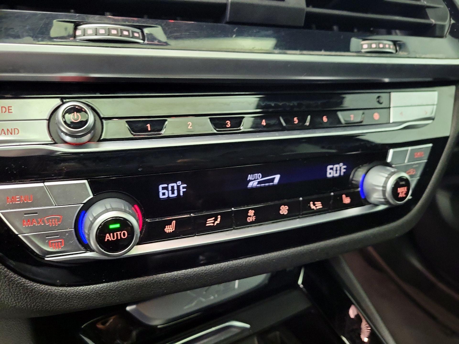 Thumbnail: 2021 BMW X3 - 17