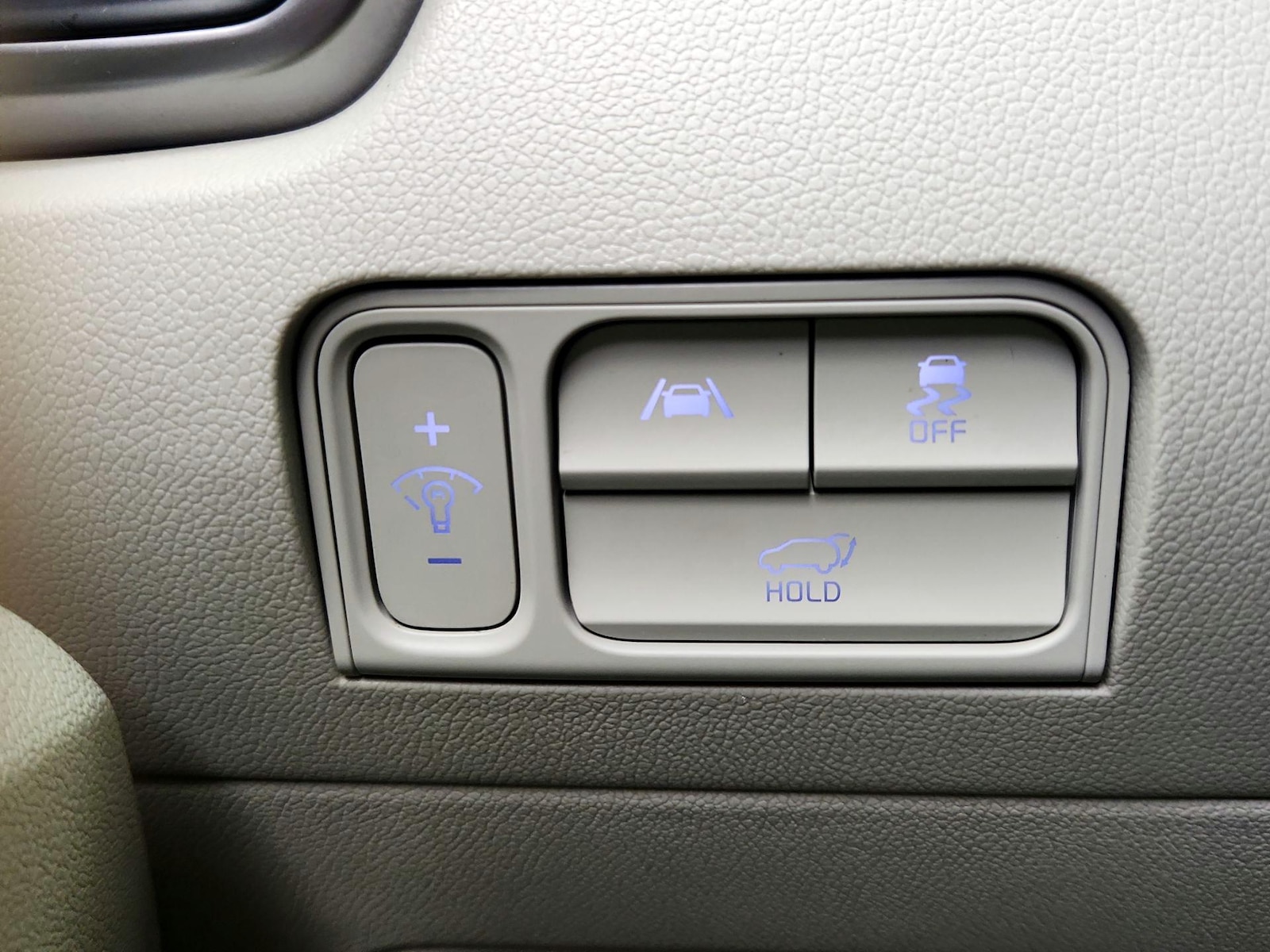 2023 Kia Sorento EX - Photo 14