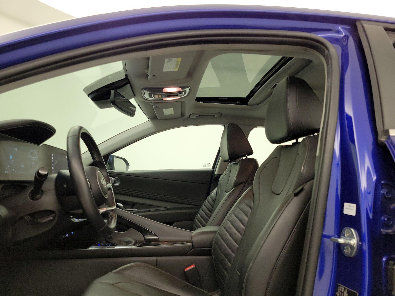 2023 Hyundai Elantra Limited - Photo 20