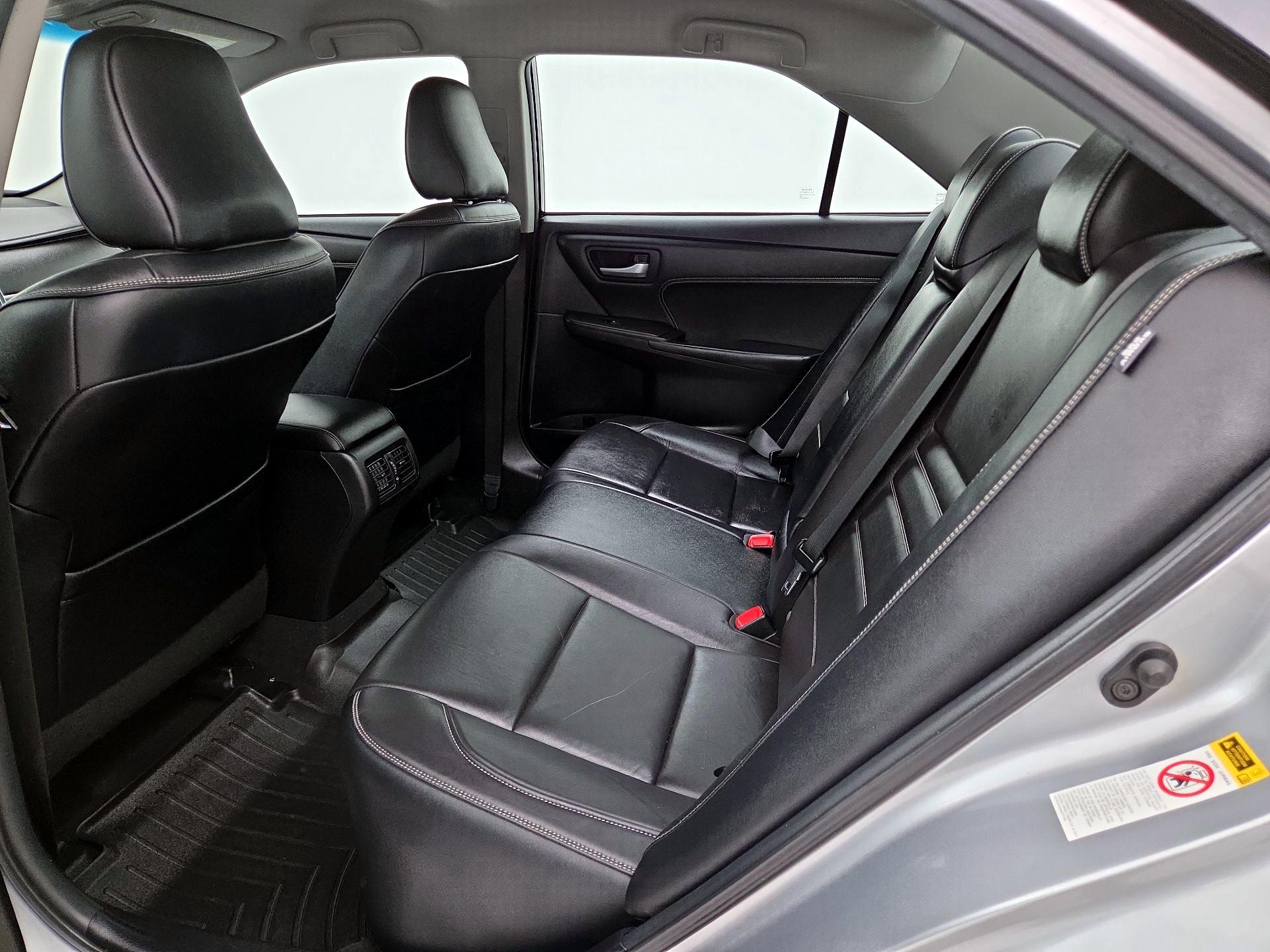 Thumbnail: 2015 Toyota Camry - 19