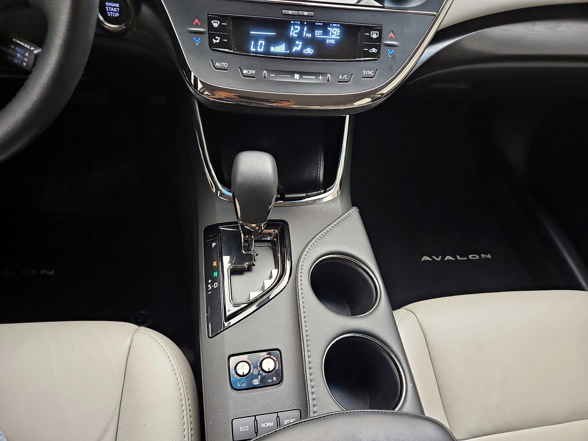 Thumbnail: 2018 Toyota Avalon - 17