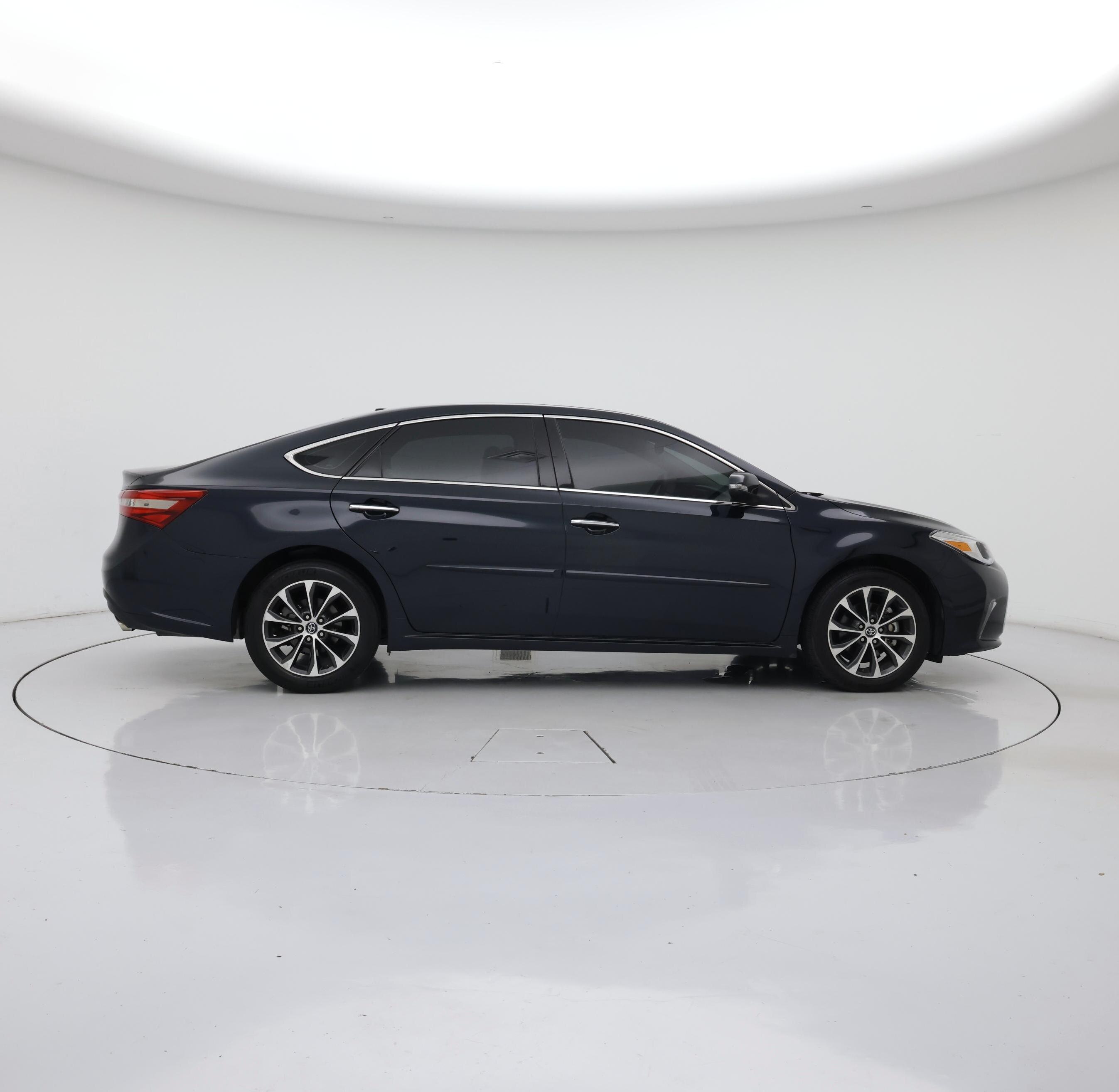 Thumbnail: 2018 Toyota Avalon - 7