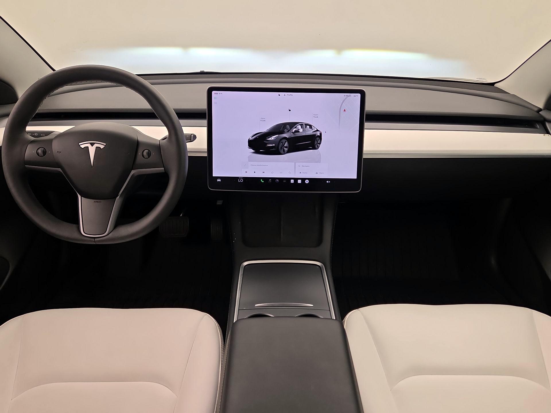 Thumbnail: 2023 Tesla Model 3 - 9