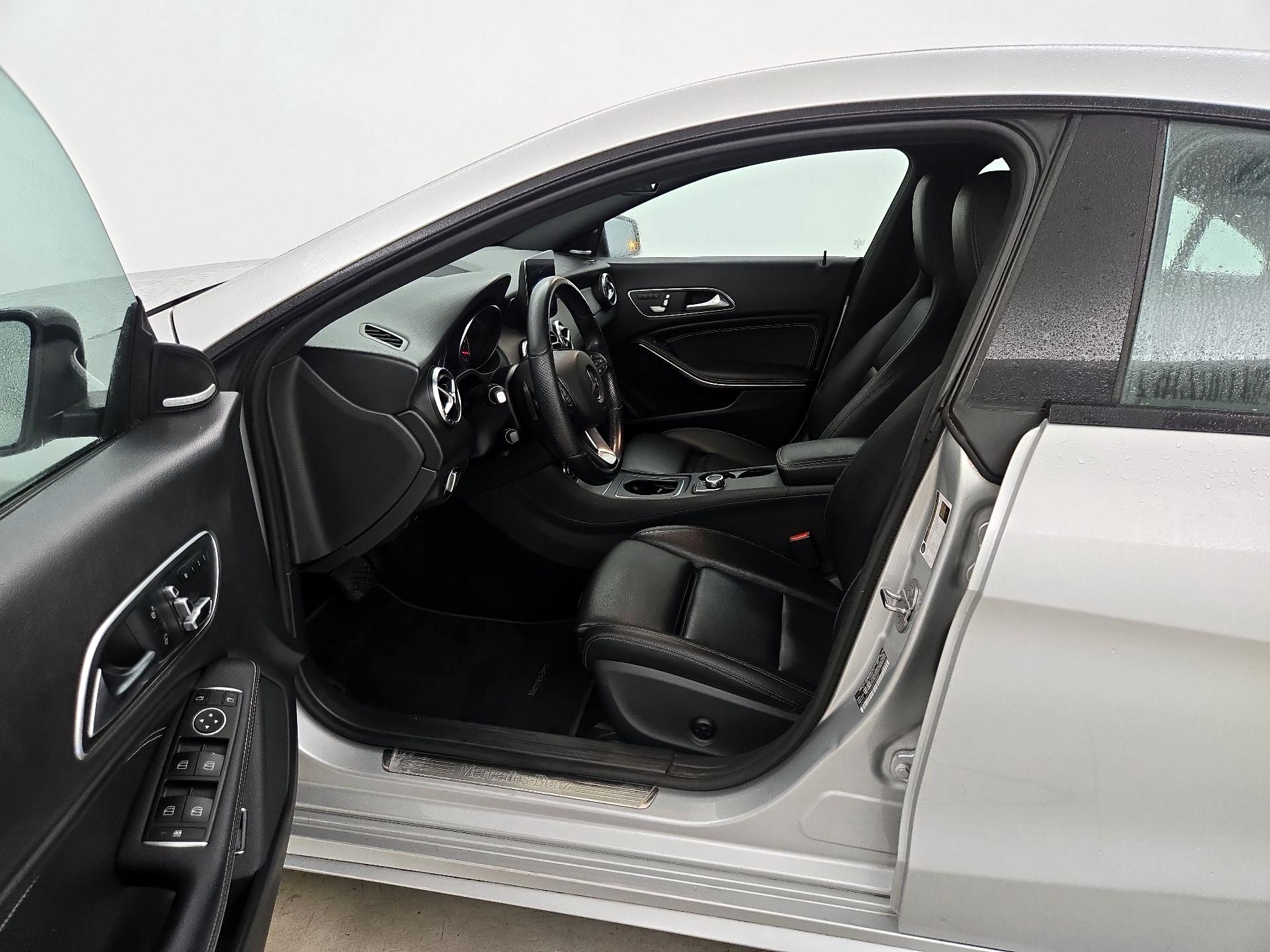 Thumbnail: 2019 Mercedes-Benz CLA - 11