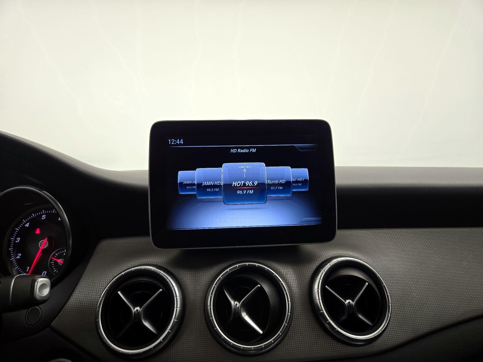 Thumbnail: 2019 Mercedes-Benz CLA - 15