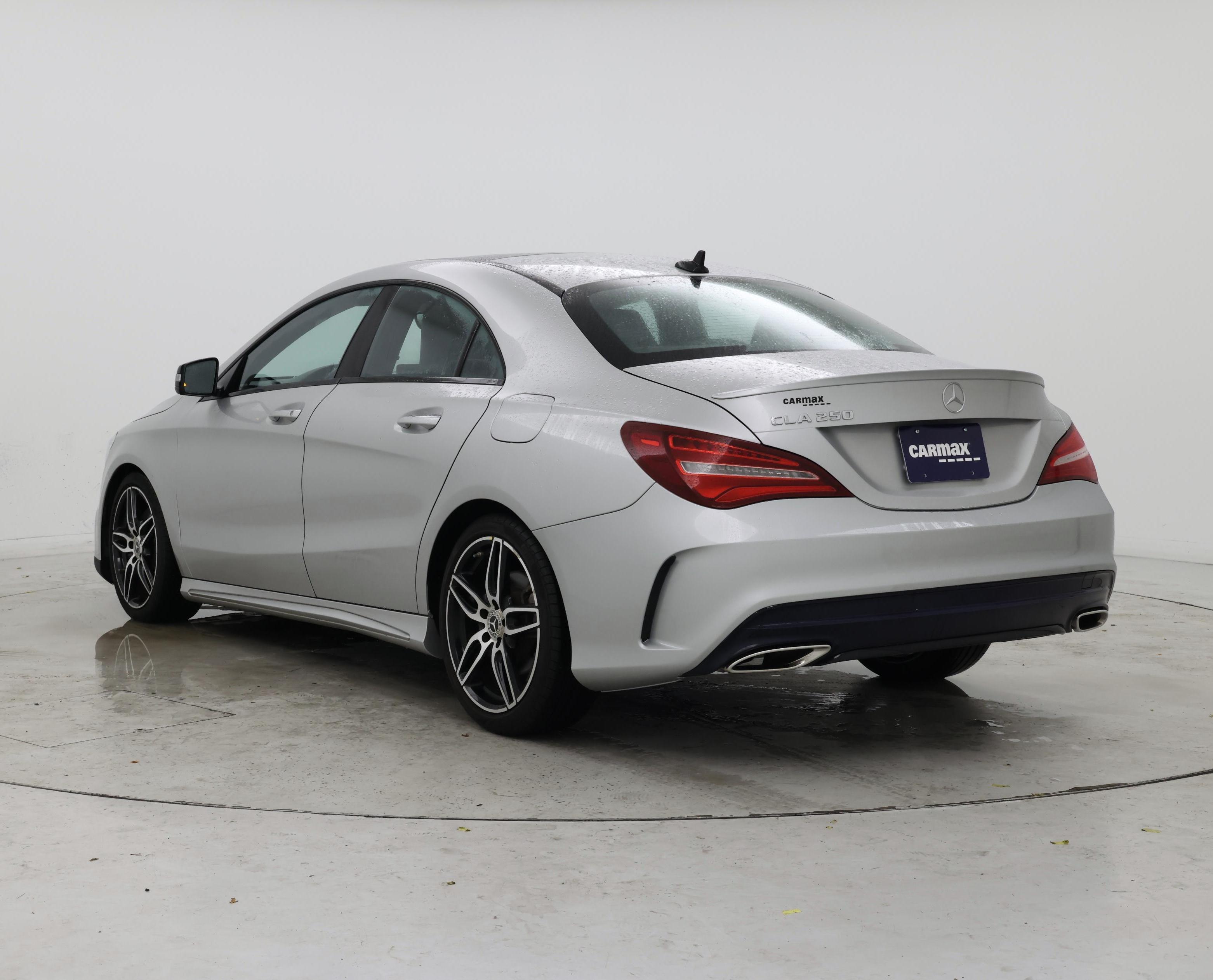 Thumbnail: 2019 Mercedes-Benz CLA - 2