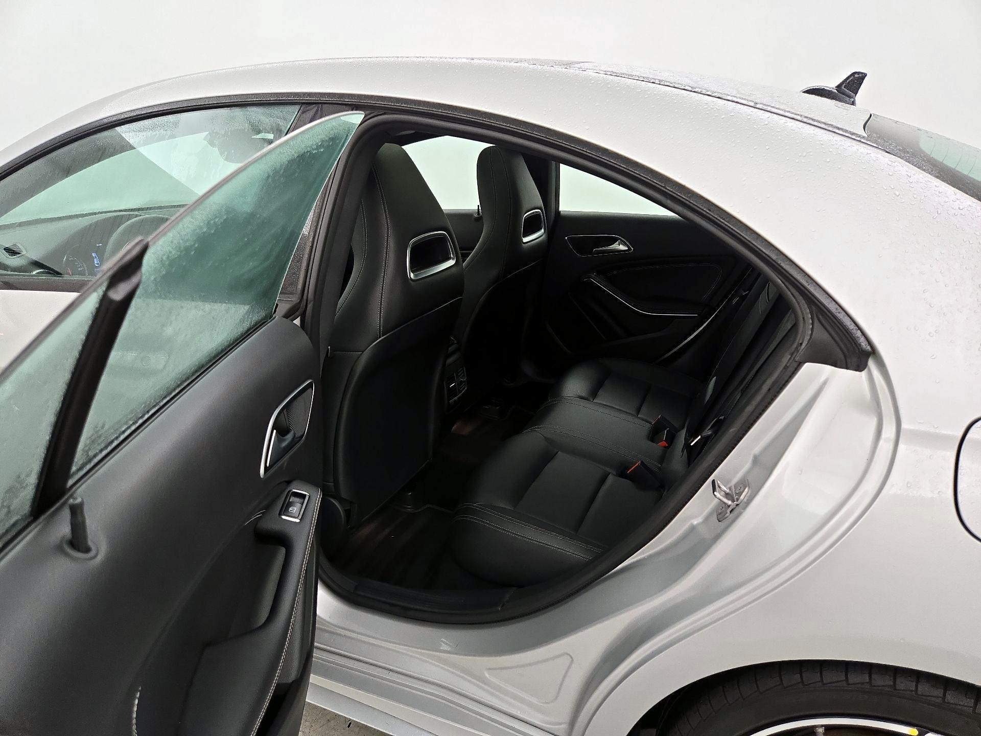Thumbnail: 2019 Mercedes-Benz CLA - 20