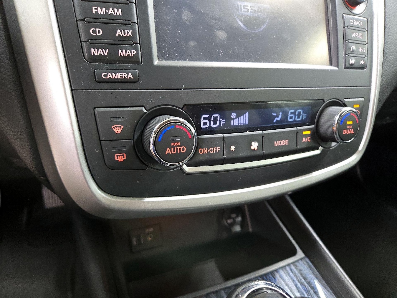 2016 Nissan Altima SL - Photo 17