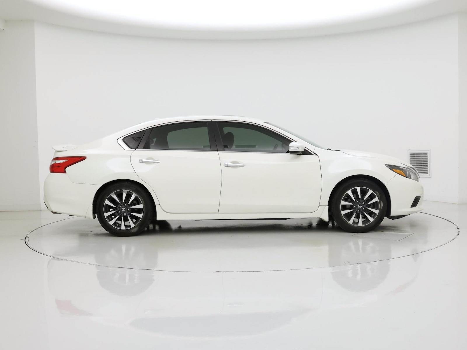 2016 Nissan Altima SL - Photo 8