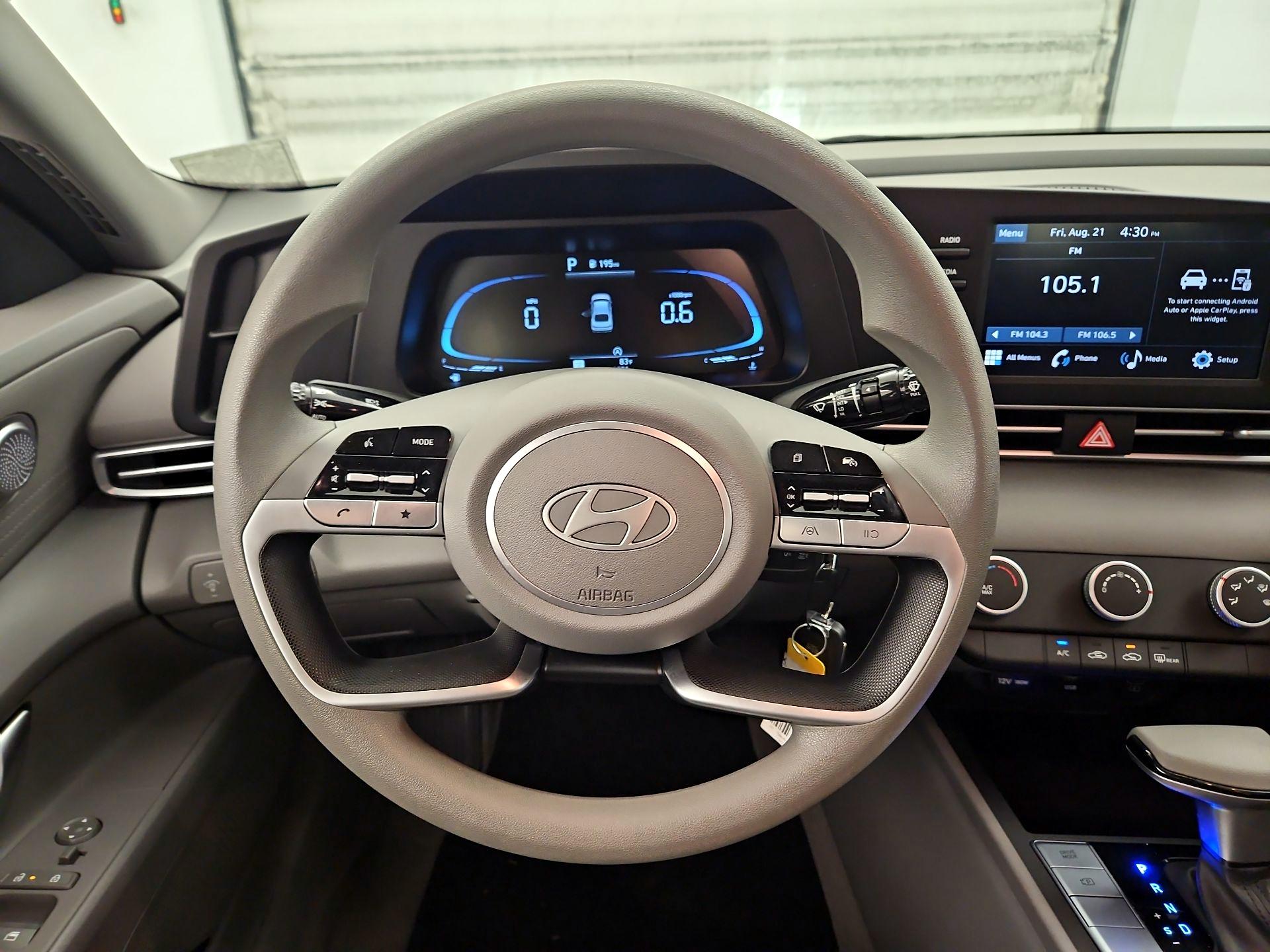 Thumbnail: 2024 Hyundai Elantra - 10