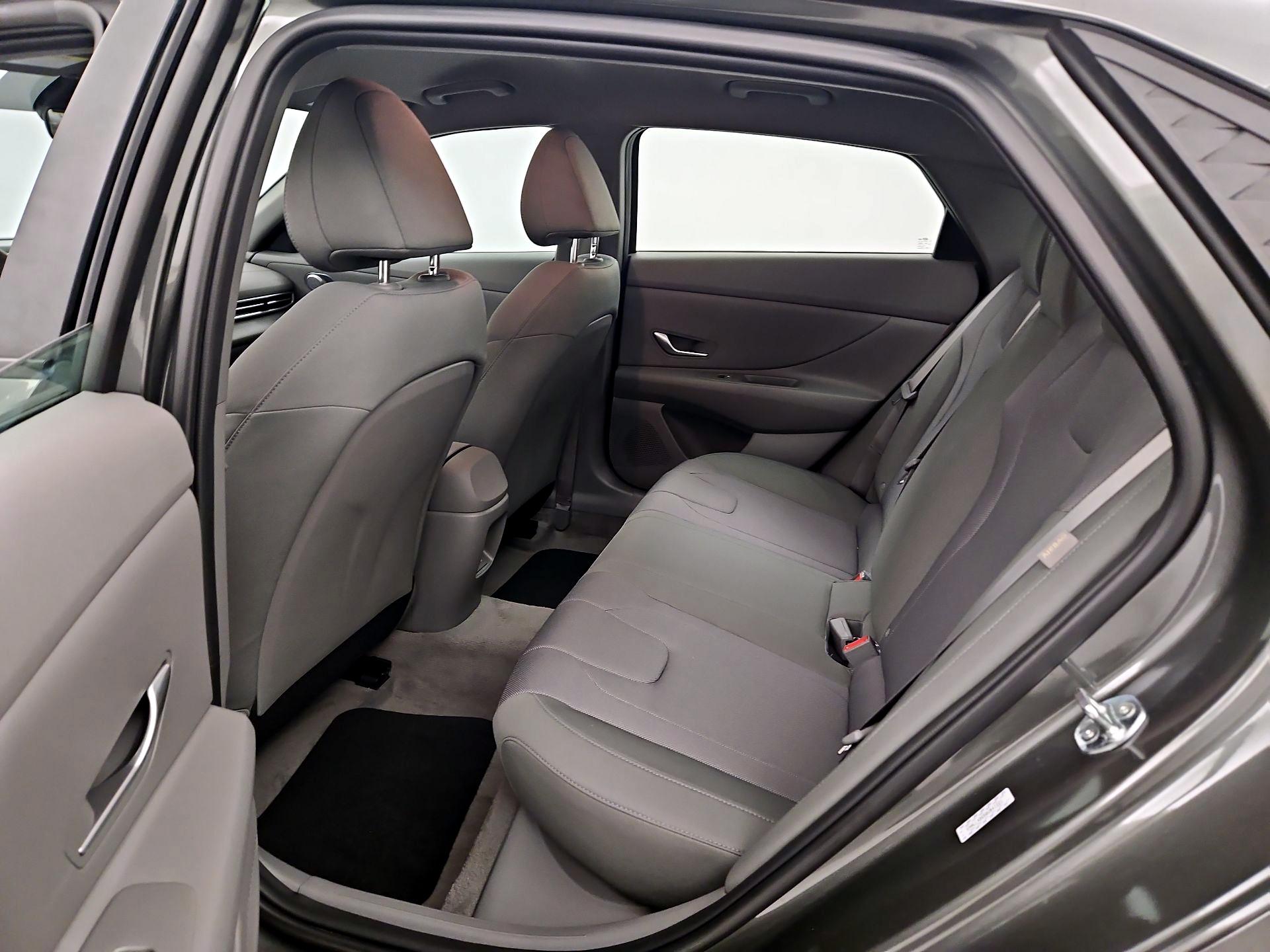 Thumbnail: 2024 Hyundai Elantra - 19