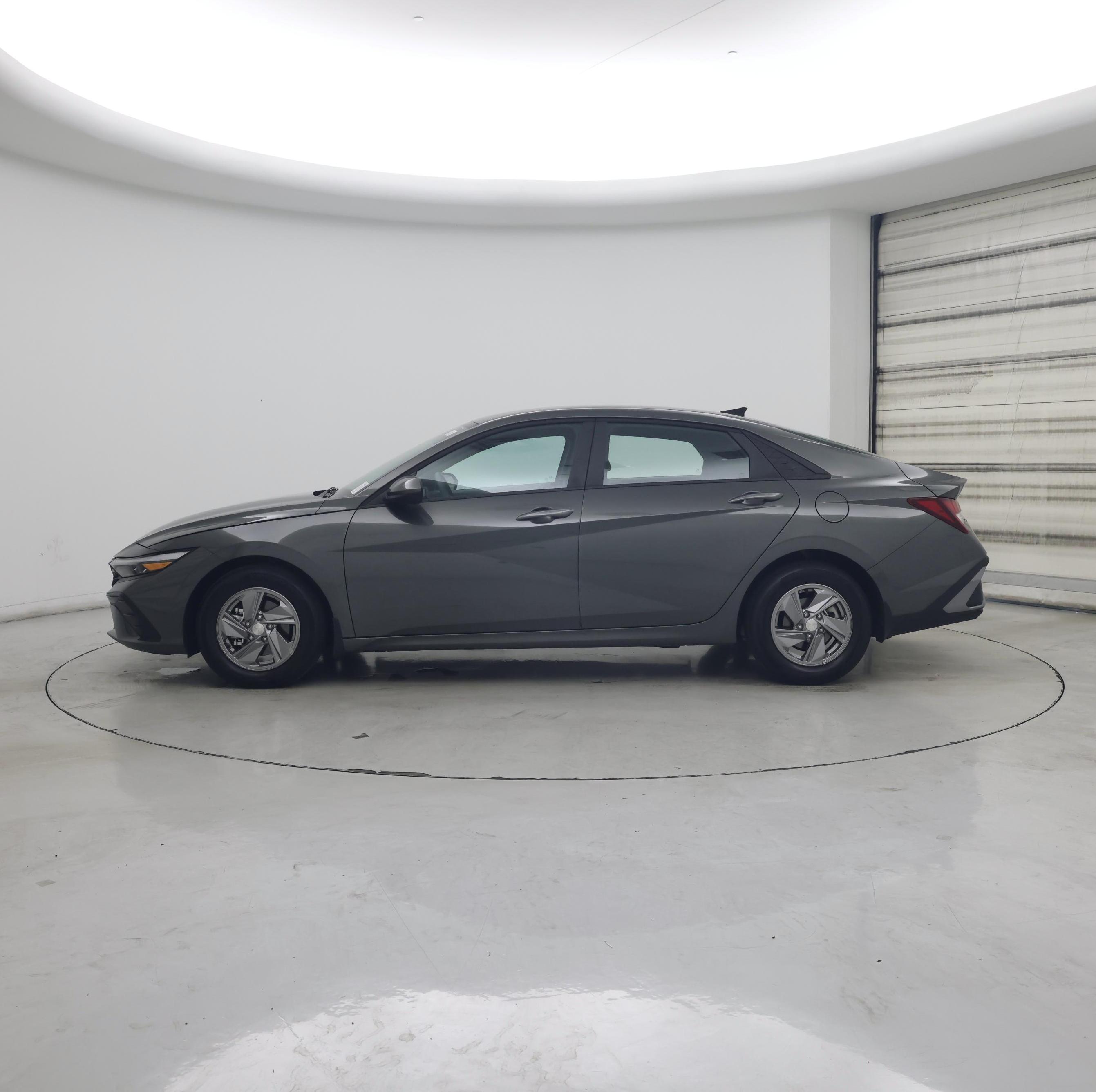 Thumbnail: 2024 Hyundai Elantra - 3