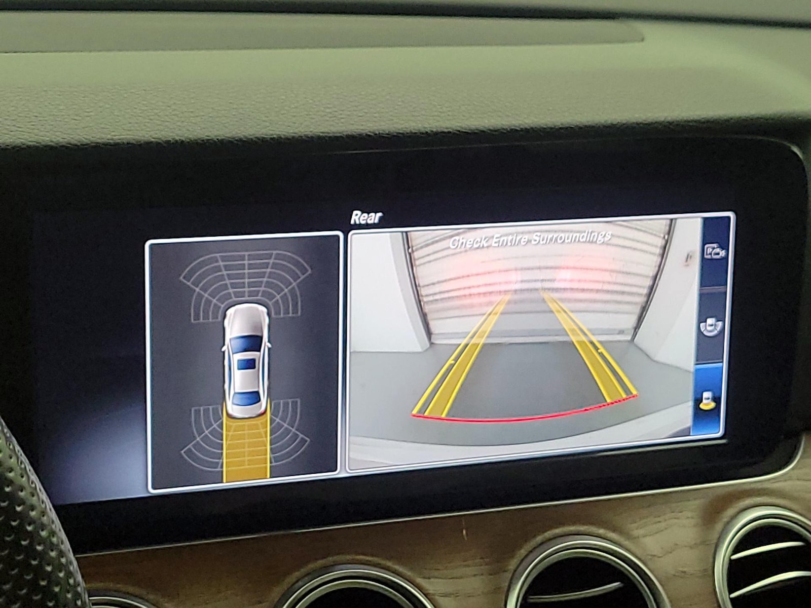 2018 Mercedes-Benz E-Class E300 - Photo 16