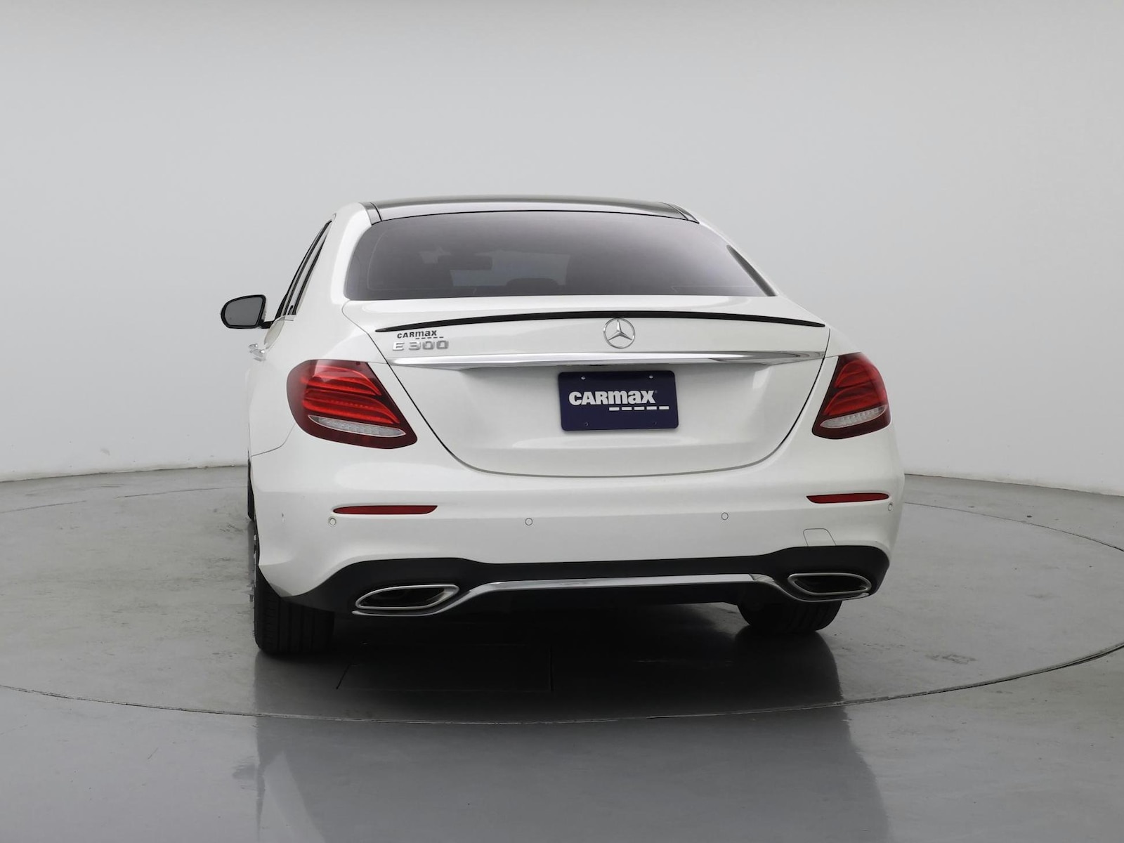 2018 Mercedes-Benz E-Class E300 - Photo 7