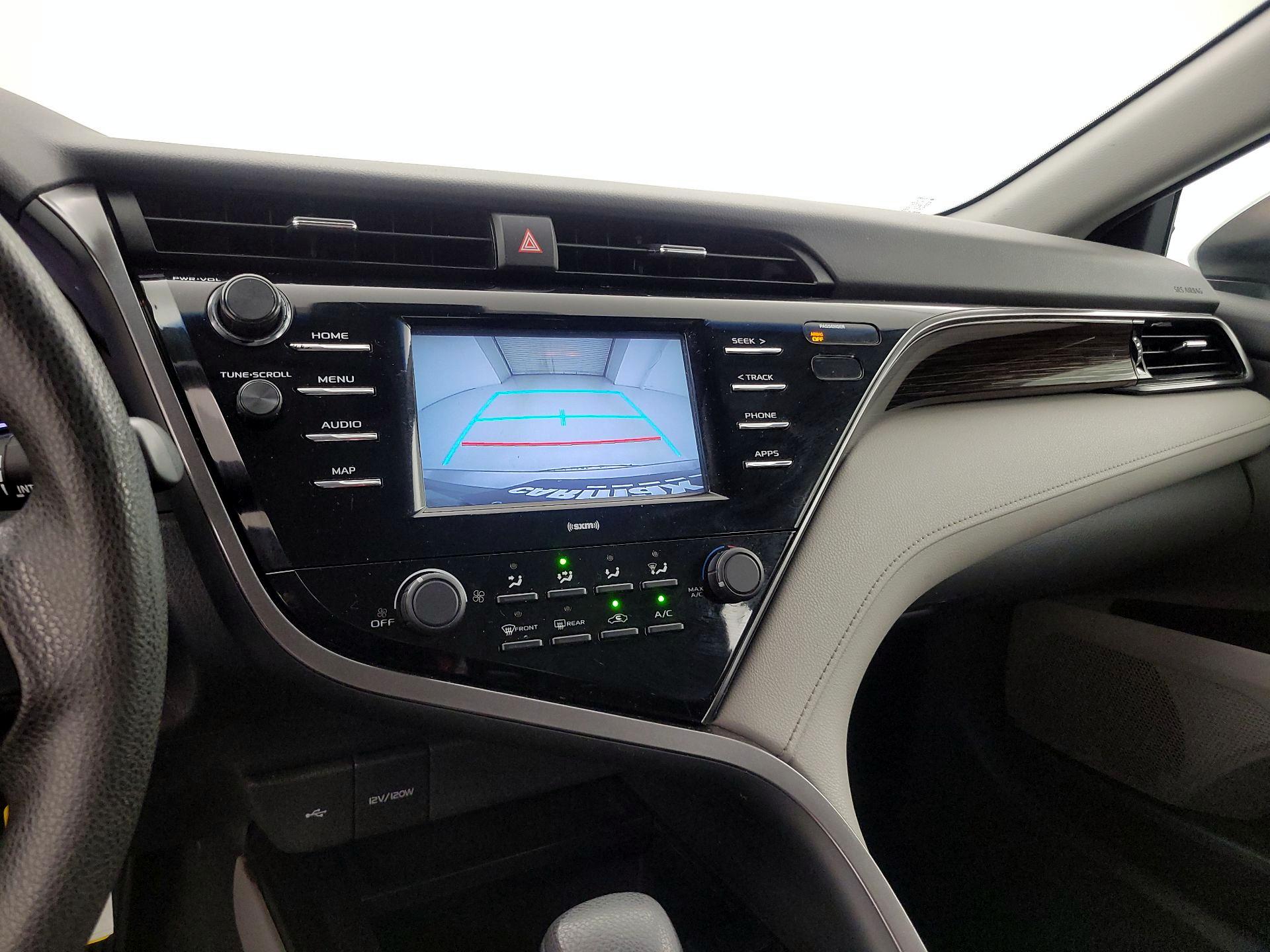 Thumbnail: 2020 Toyota Camry - 14