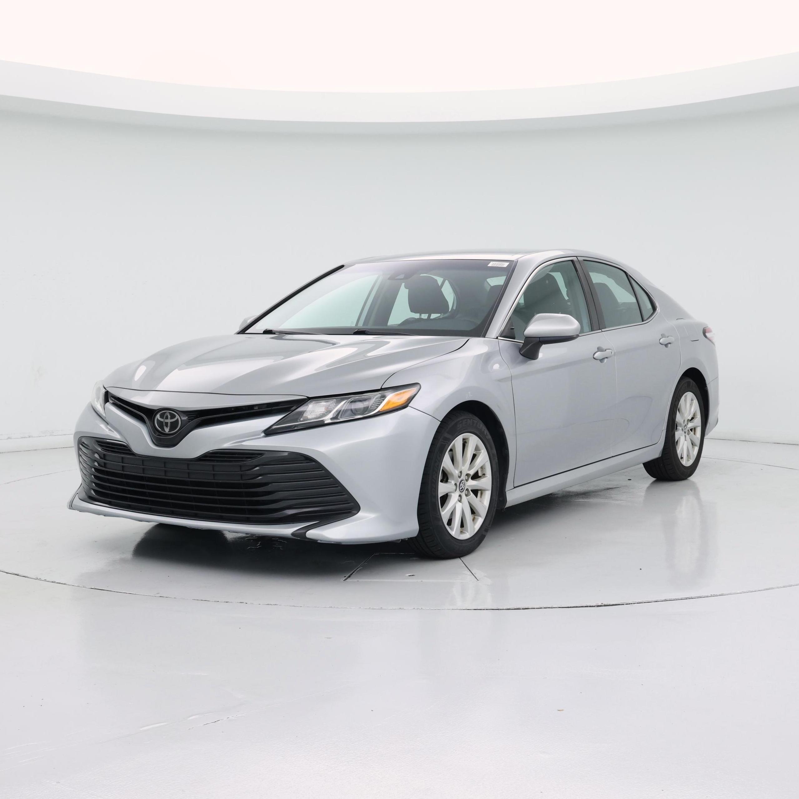 Thumbnail: 2020 Toyota Camry - 4