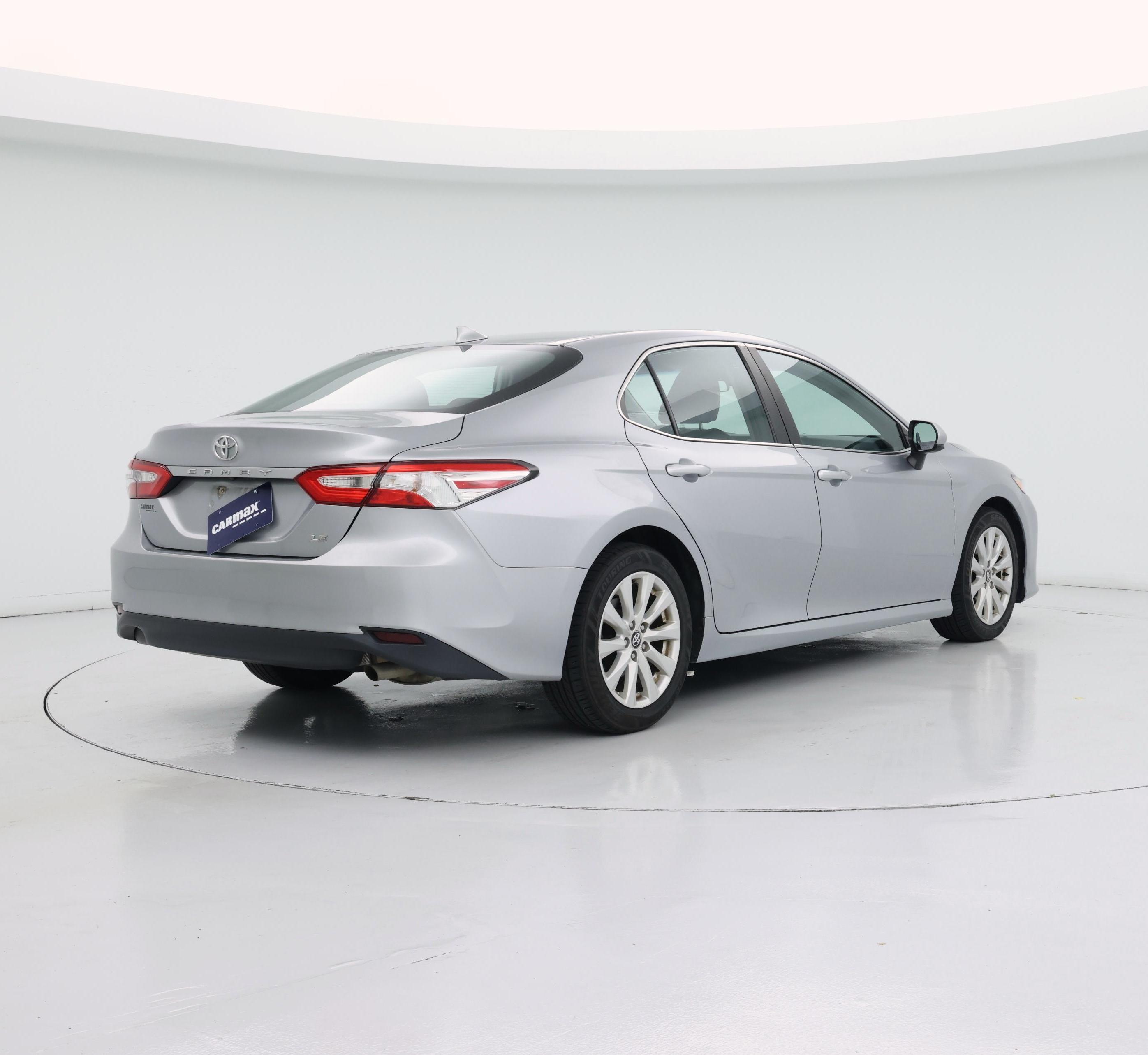 Thumbnail: 2020 Toyota Camry - 8