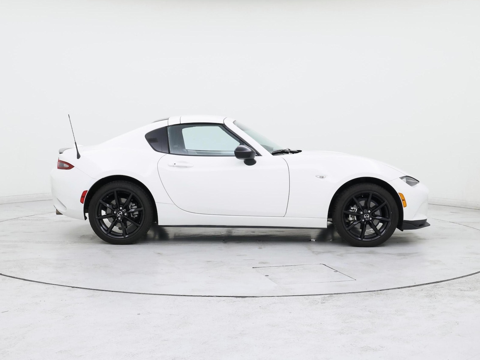 2021 Mazda MX-5 Miata RF Club - Photo 8