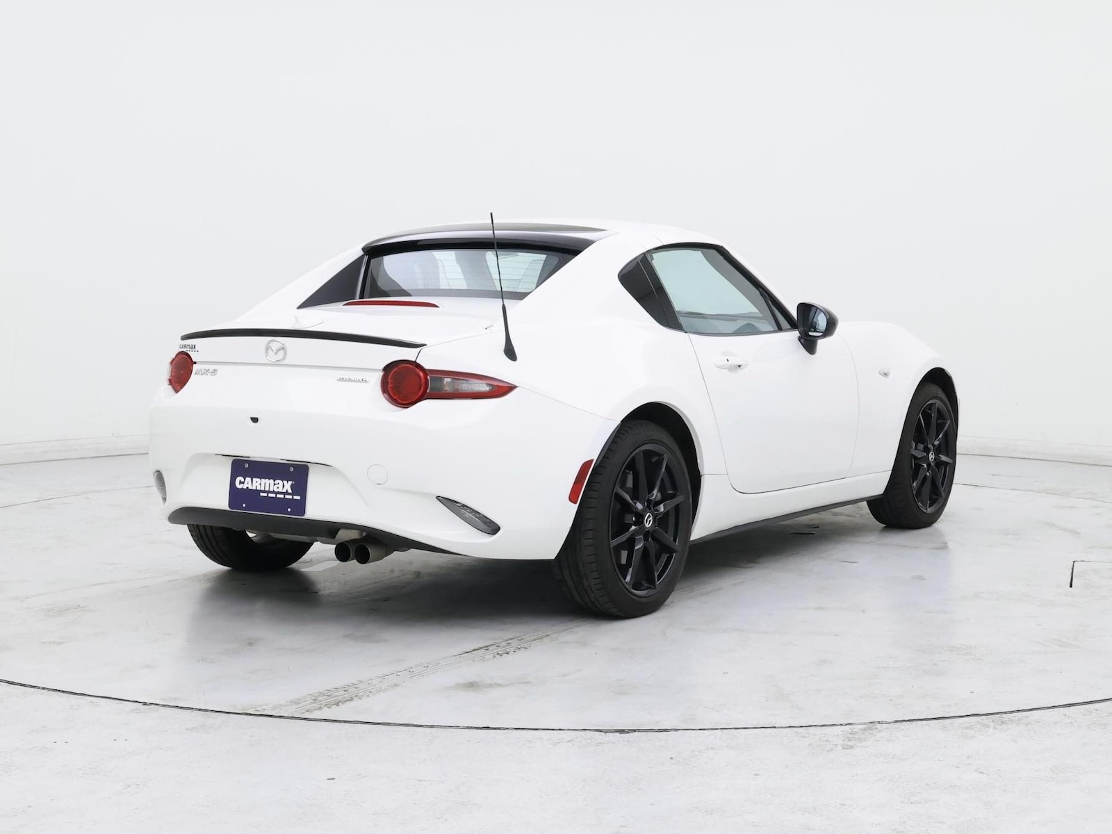 2021 Mazda MX-5 Miata RF Club - Photo 9