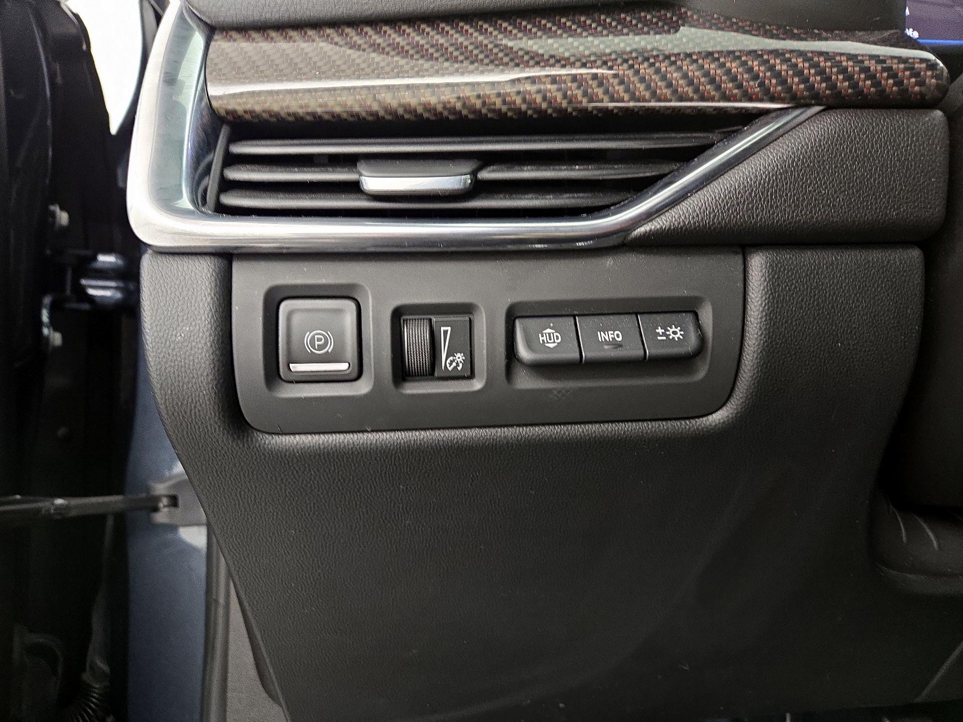 Thumbnail: 2019 Cadillac XT4 - 13