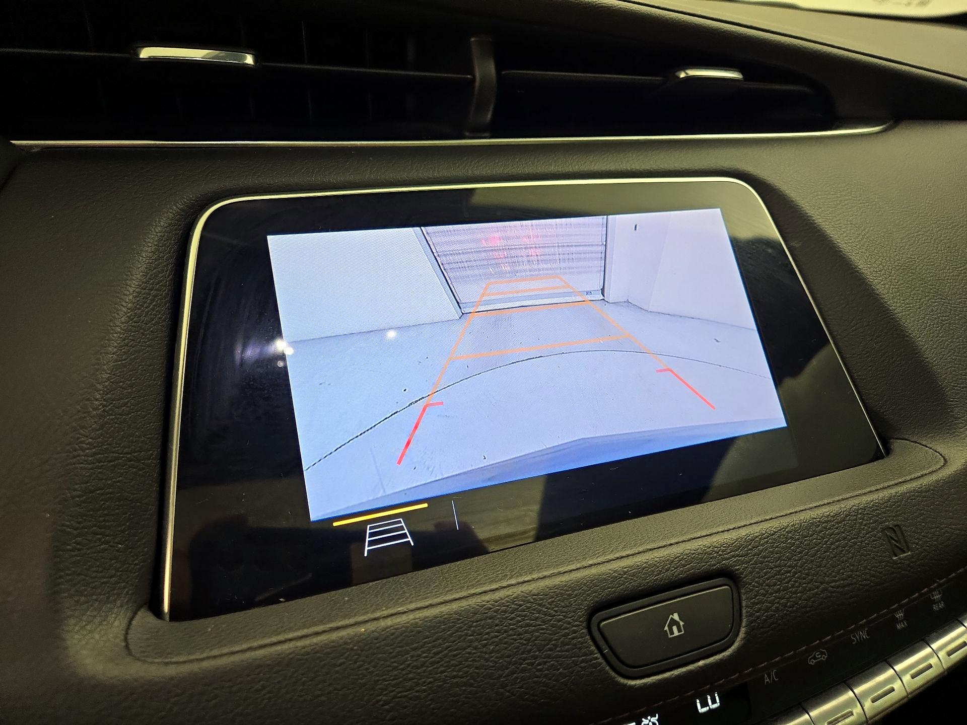 Thumbnail: 2019 Cadillac XT4 - 15