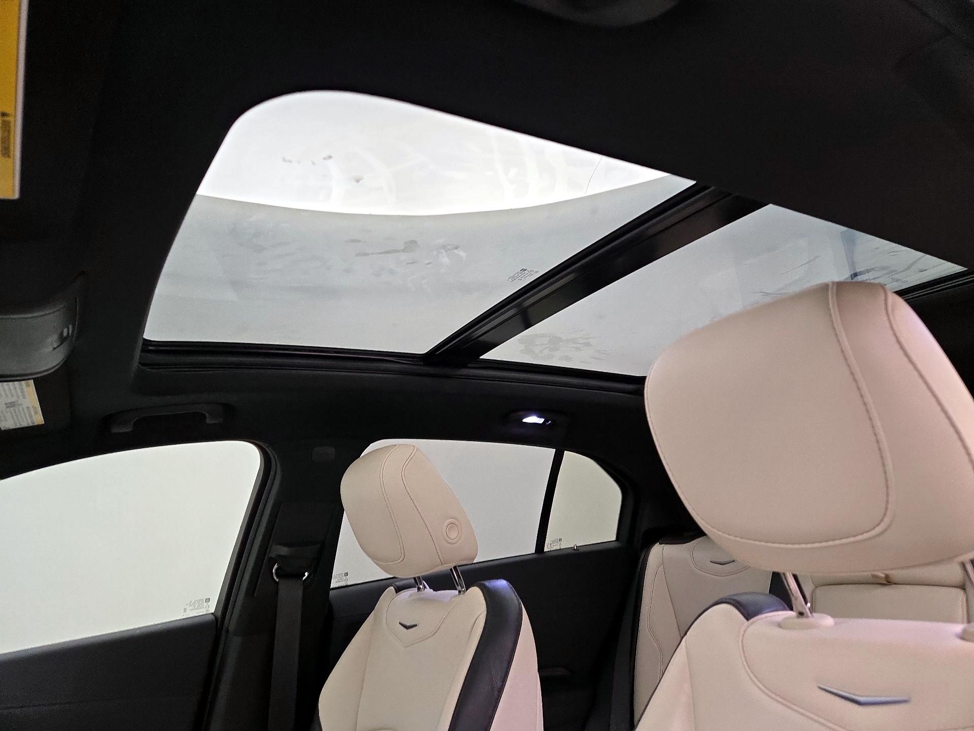 Thumbnail: 2019 Cadillac XT4 - 20
